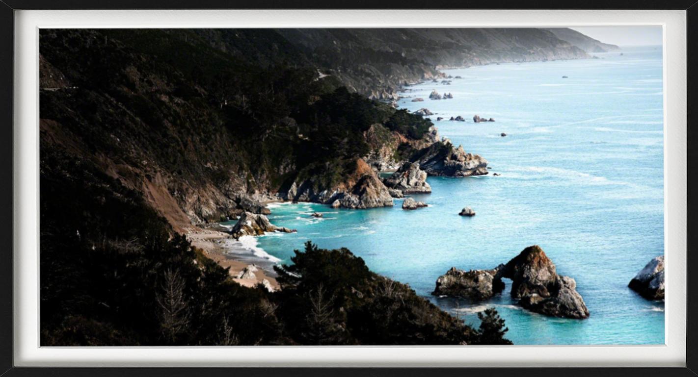 La mer bleue, panorama, photographiée par David Drebin.

Tous les tirages sont en édition limitée. Disponible en plusieurs tailles. Encadrement haut de gamme sur demande.

Toutes les impressions sont réalisées et signées par l'artiste. Le