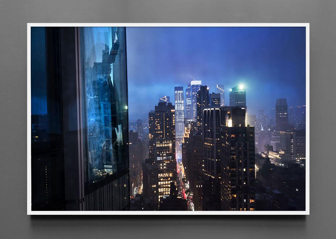 Waiting for Batman par David Drebin, Photographie Fine Art en édition limitée encadrée en vente 2