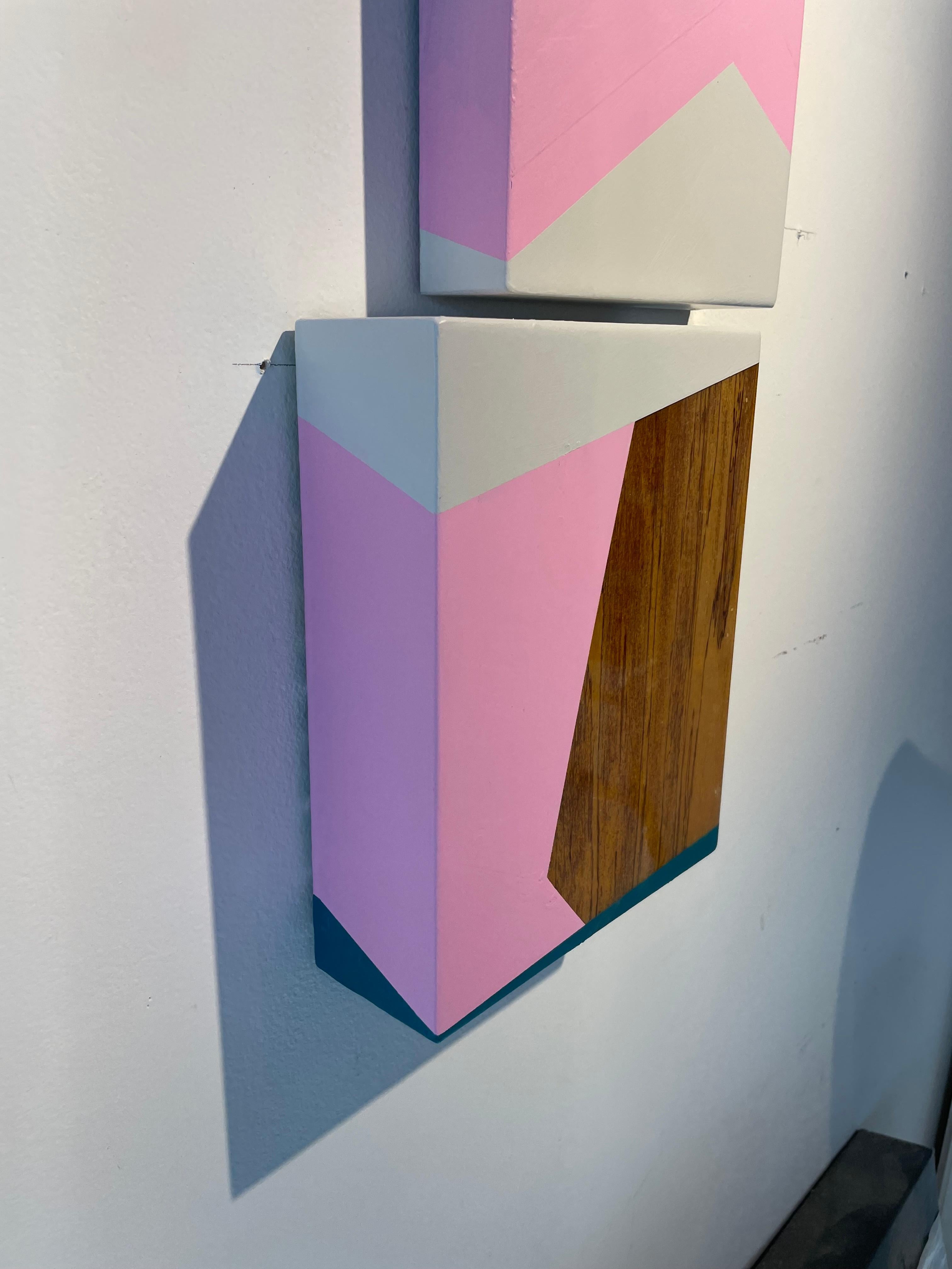 Puzzle #119: Pastellrosa und graue geometrische abstrakte Wandskulptur aus Holz im Angebot 4