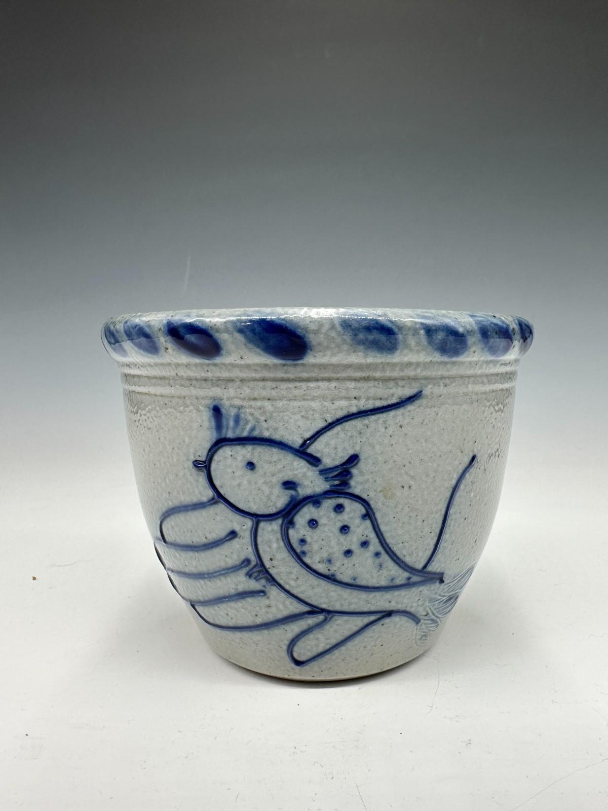 Charming blue and gray vintage studio pottery crock made by noted American folk potter David Eldreth in Nottingham, Pennsylvania, dated 1996. This wheel-thrown stoneware vessel features a classic salt-glazed exterior and a hand-decorated cobalt blue