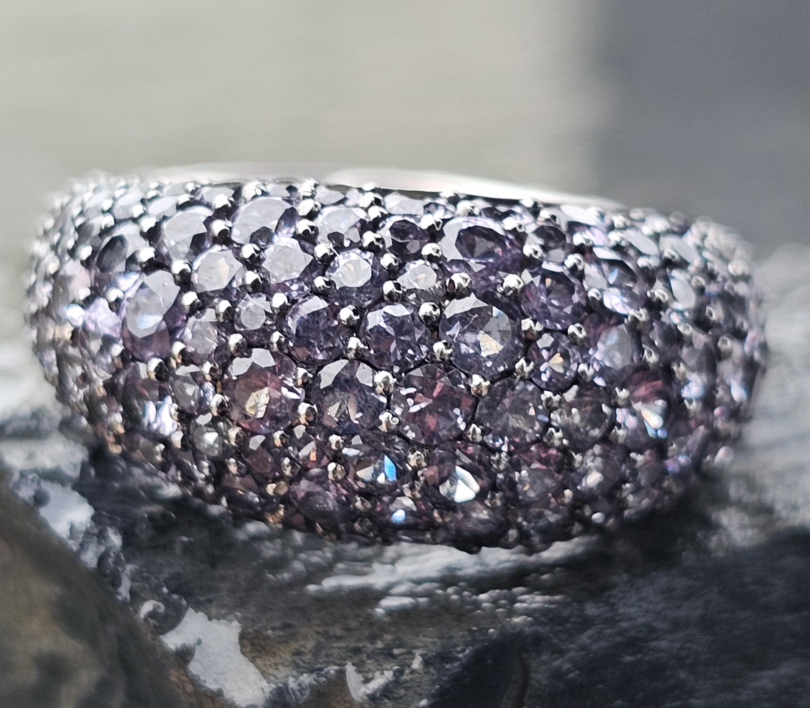 David Yurman - Anello in oro bianco 18k con granato a pavé sz 6 - 11g in vendita 5