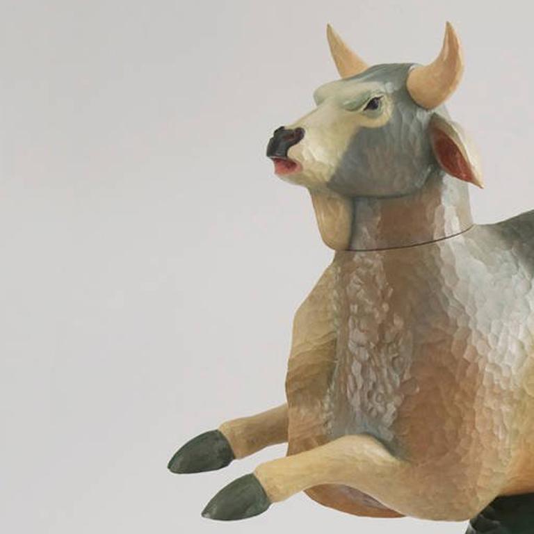 Bull - Sculpture by David Everett