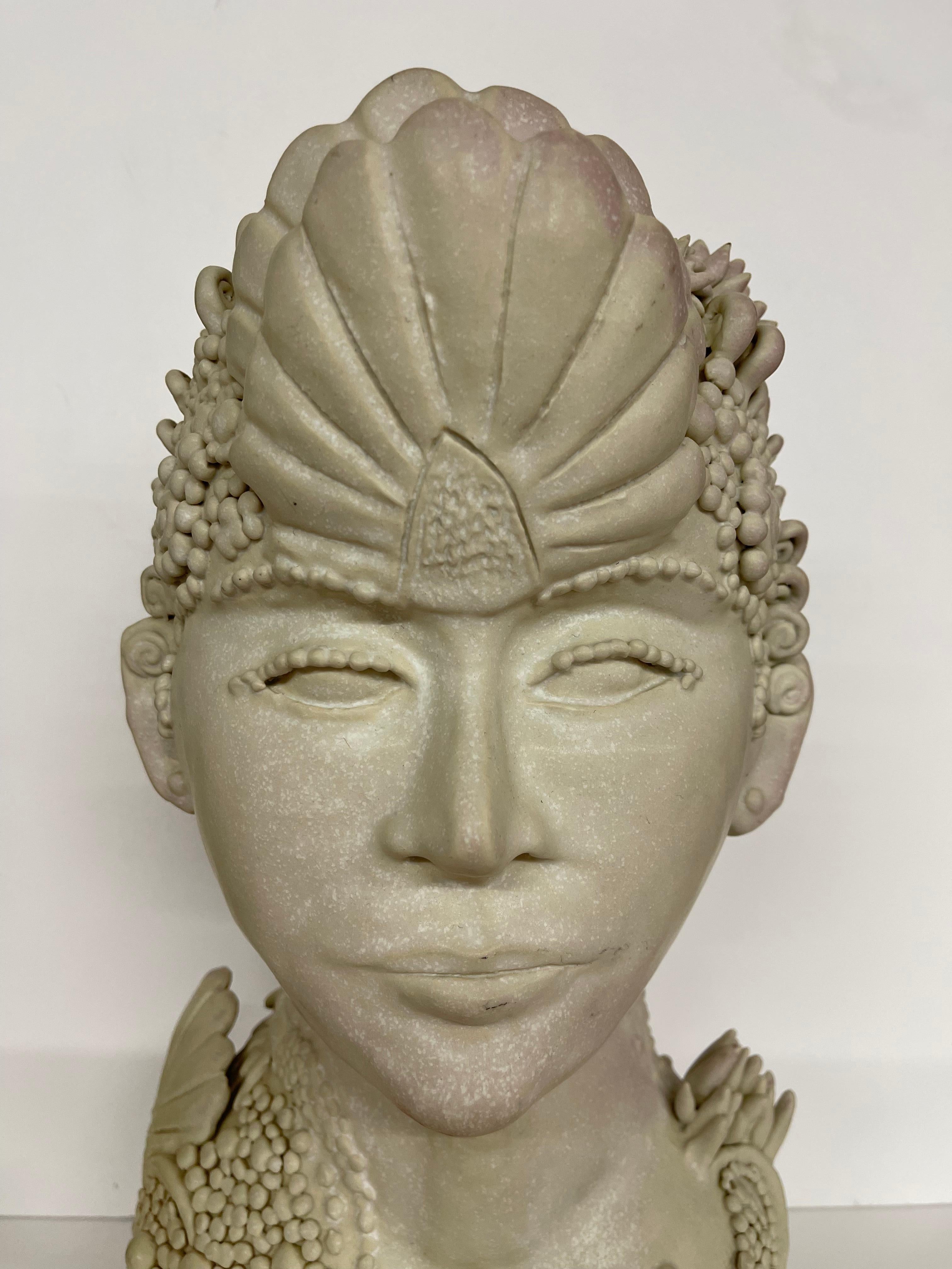 American David Farnsworth Pottery Bust Polynesian Woman For Sale