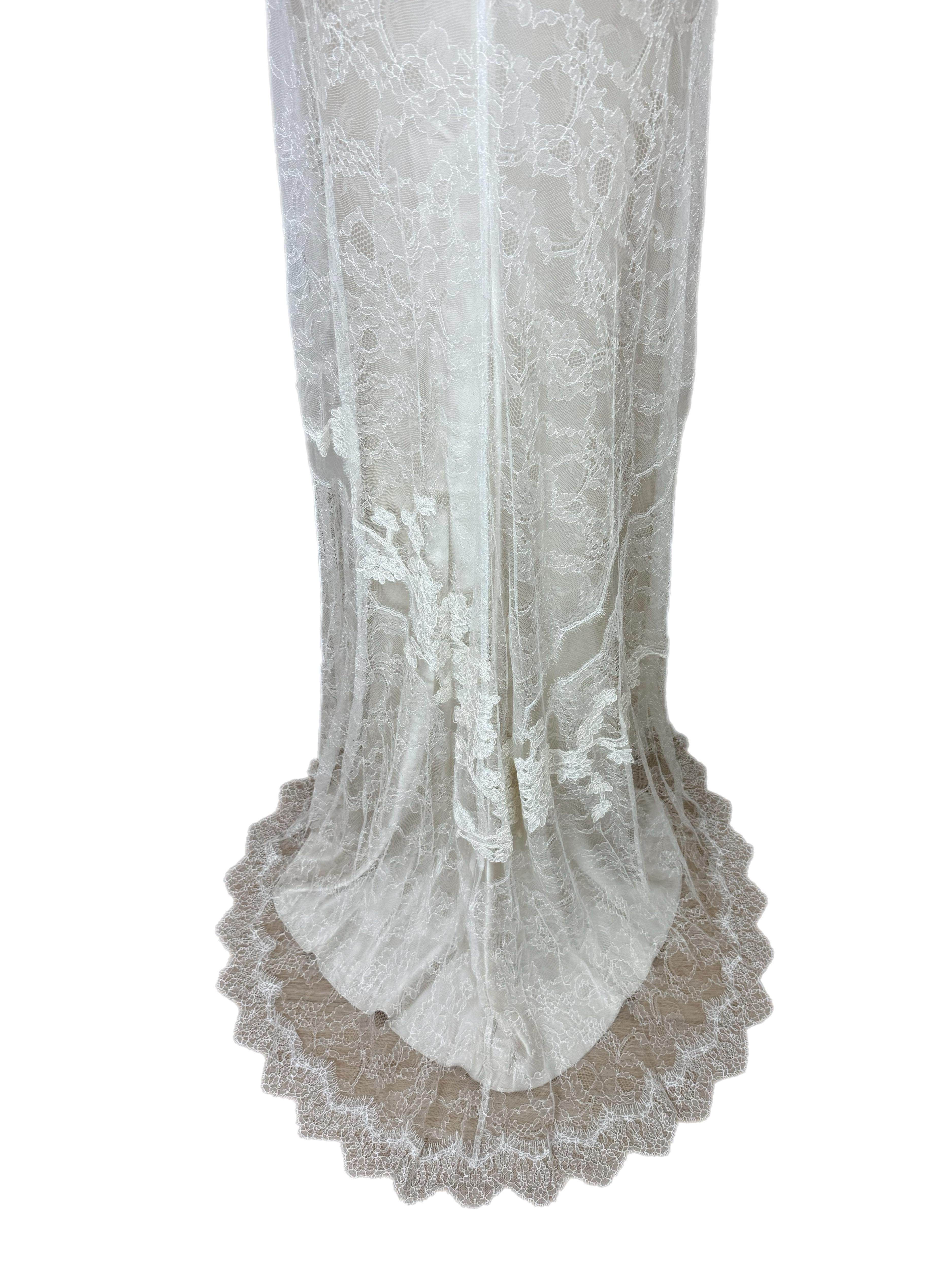 David FIELDEN 2017 Runway Sample Ivory Lace Bridal Gown Maxi Ethereal Dress (robe de mariée en dentelle ivoire) Bon état - En vente à Leonardo, NJ