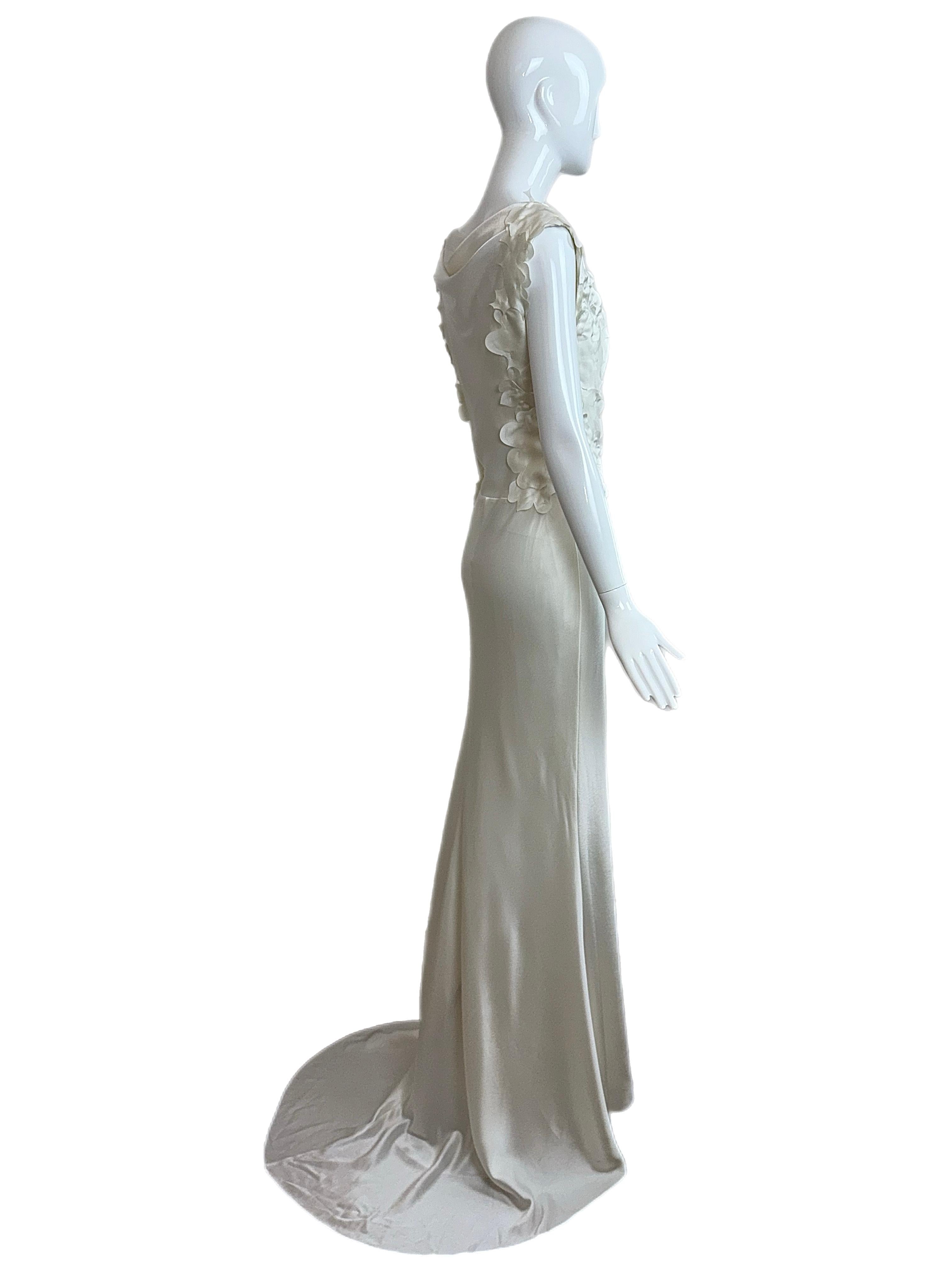 David Fielden 3D pétalos vestido de novia blanco marfil 2