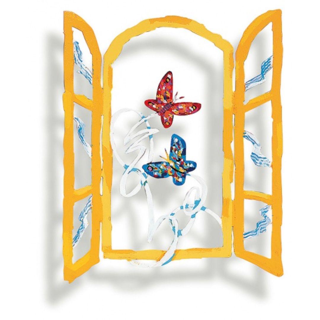 Offenes Fenster mit Schmetterlingen – Sculpture von David Gerstein