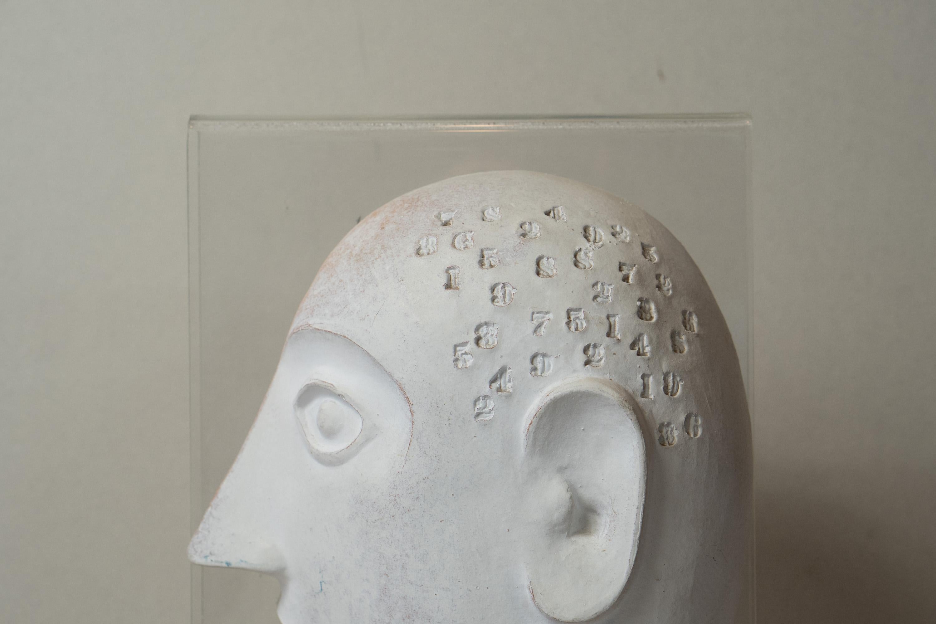 David Gil para Bennington Potters Escultura abstracta de cerámica Busto Cerámica/Lucita mediados del siglo XX en venta