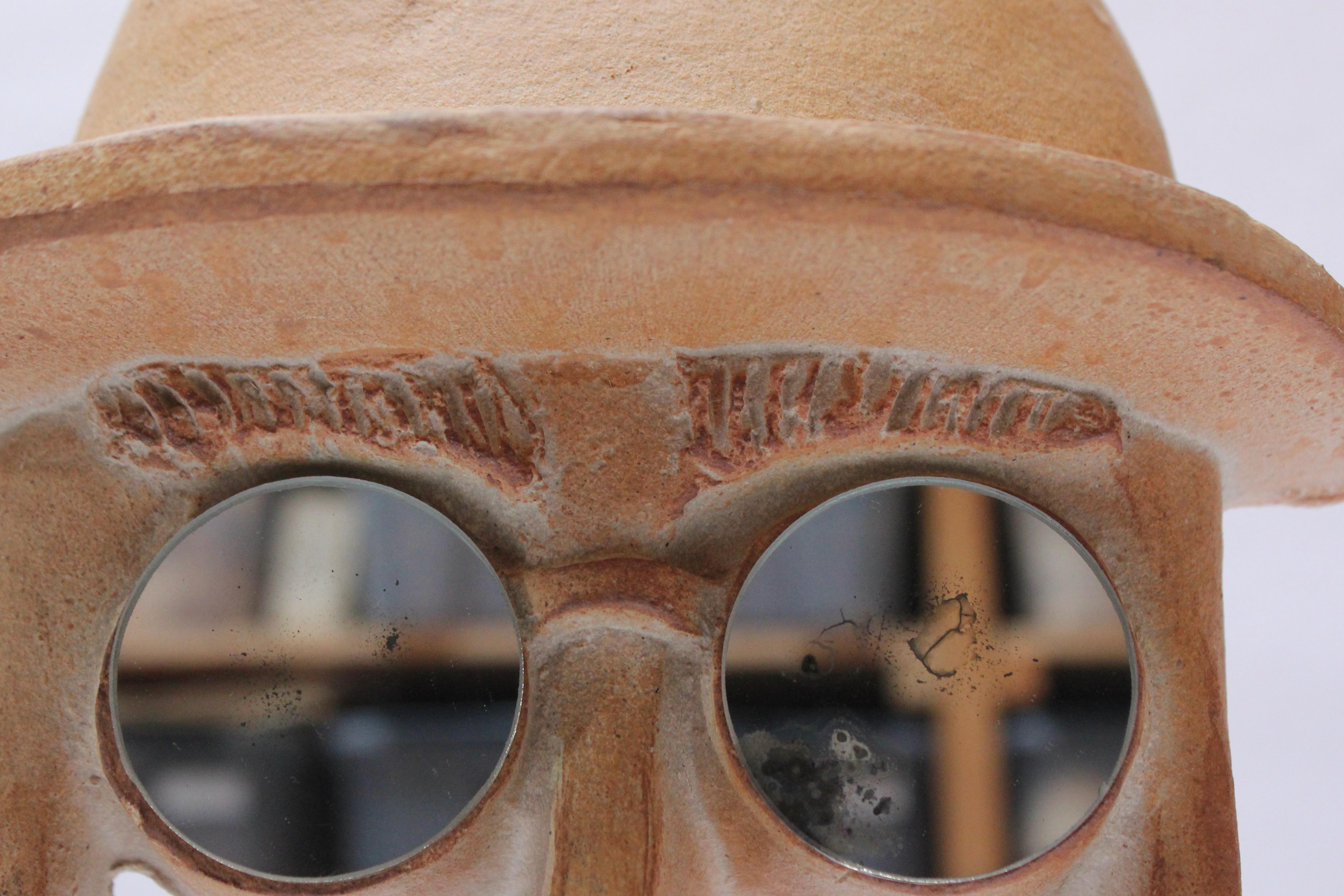 David Gil pour Bennington Potters Sculpture en céramique représentant un visage d'homme sur socle en vente 4