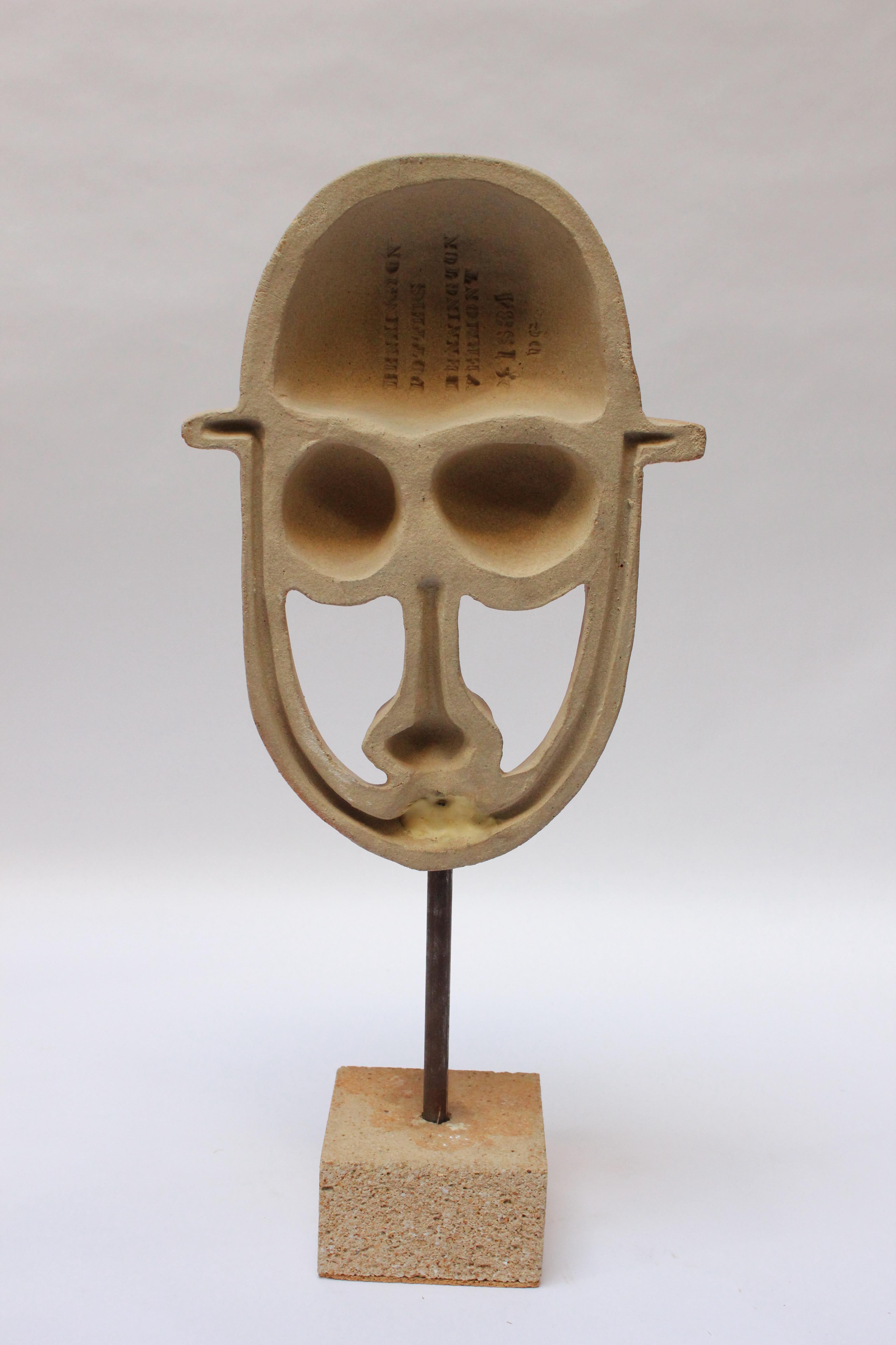 David Gil para Bennington Potters Escultura de cerámica con cara de hombre sobre base Estadounidense en venta