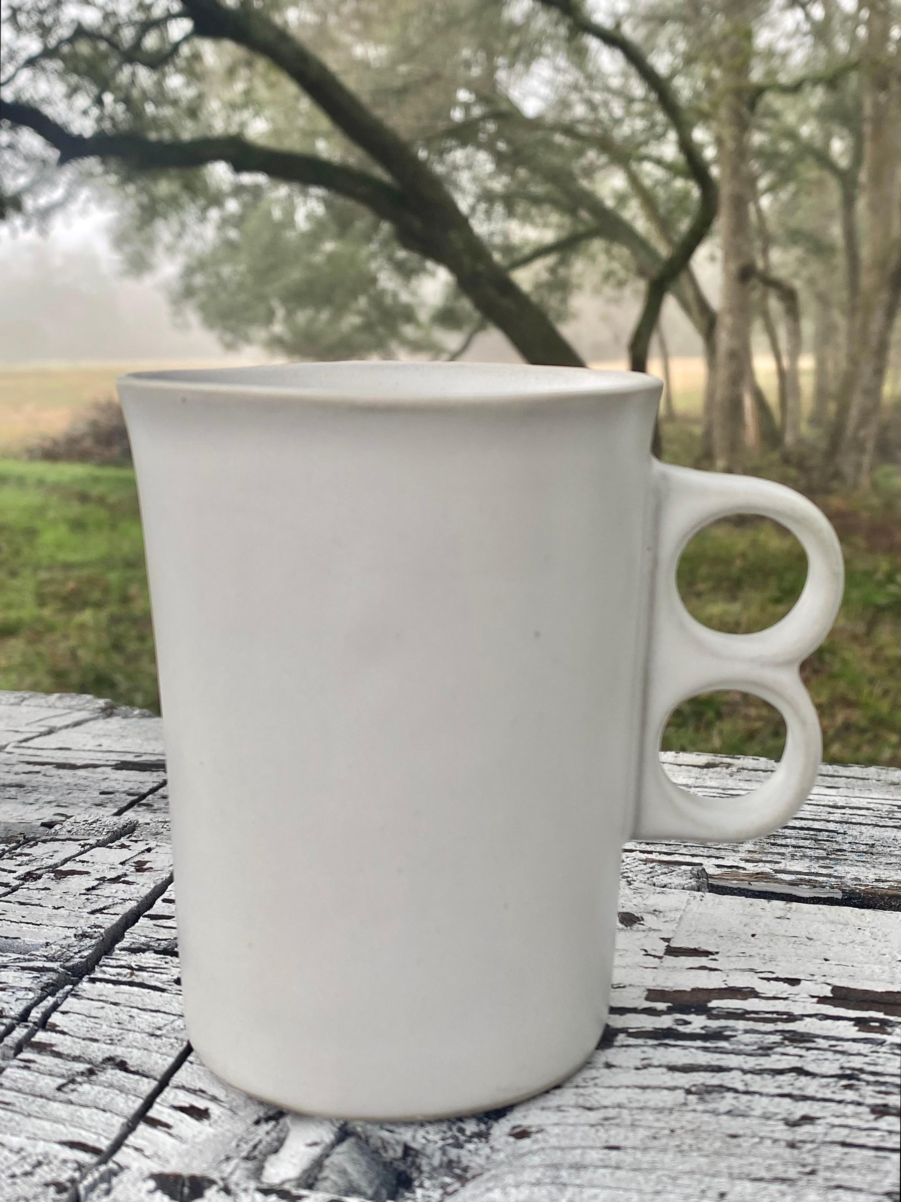 American David Gil “Trigger” Bennington Potters Mugs, Set of 10 For Sale