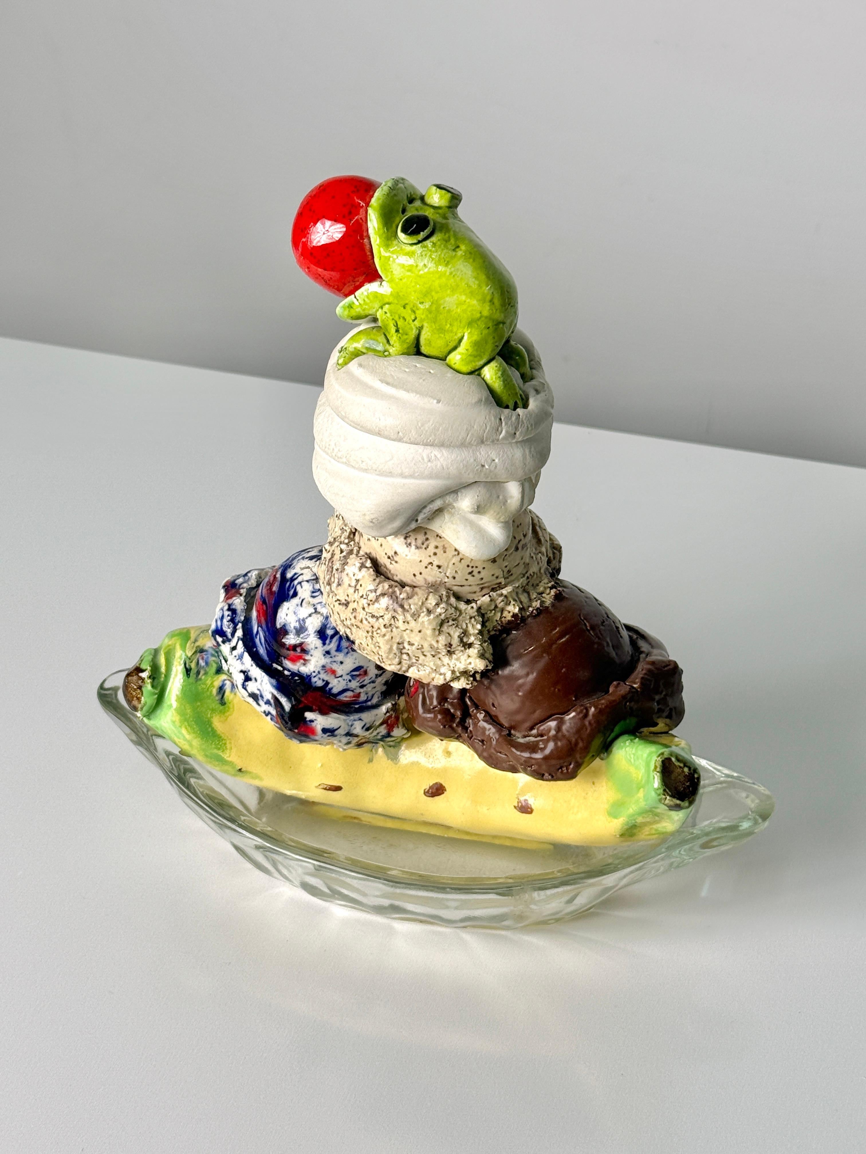 Post-Modern David Gilhooly Ceramic Frog Ice Cream Sundae Sculpture Funk Art Pottery 1983 For Sale