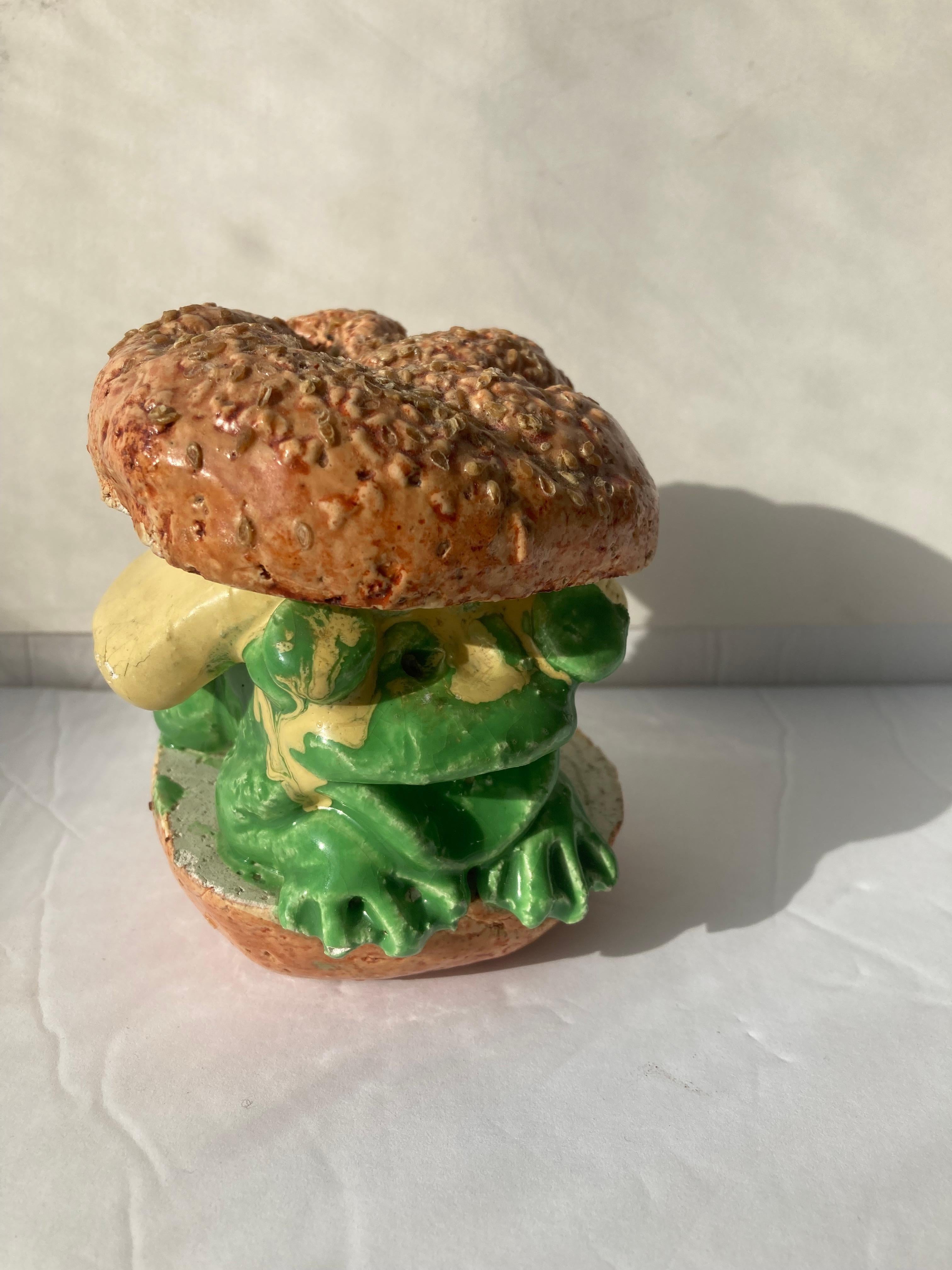 This is an other great sculpture by one of the creators of the Funk movement, David Gilhooly. Title, Cheeseburger Frog.