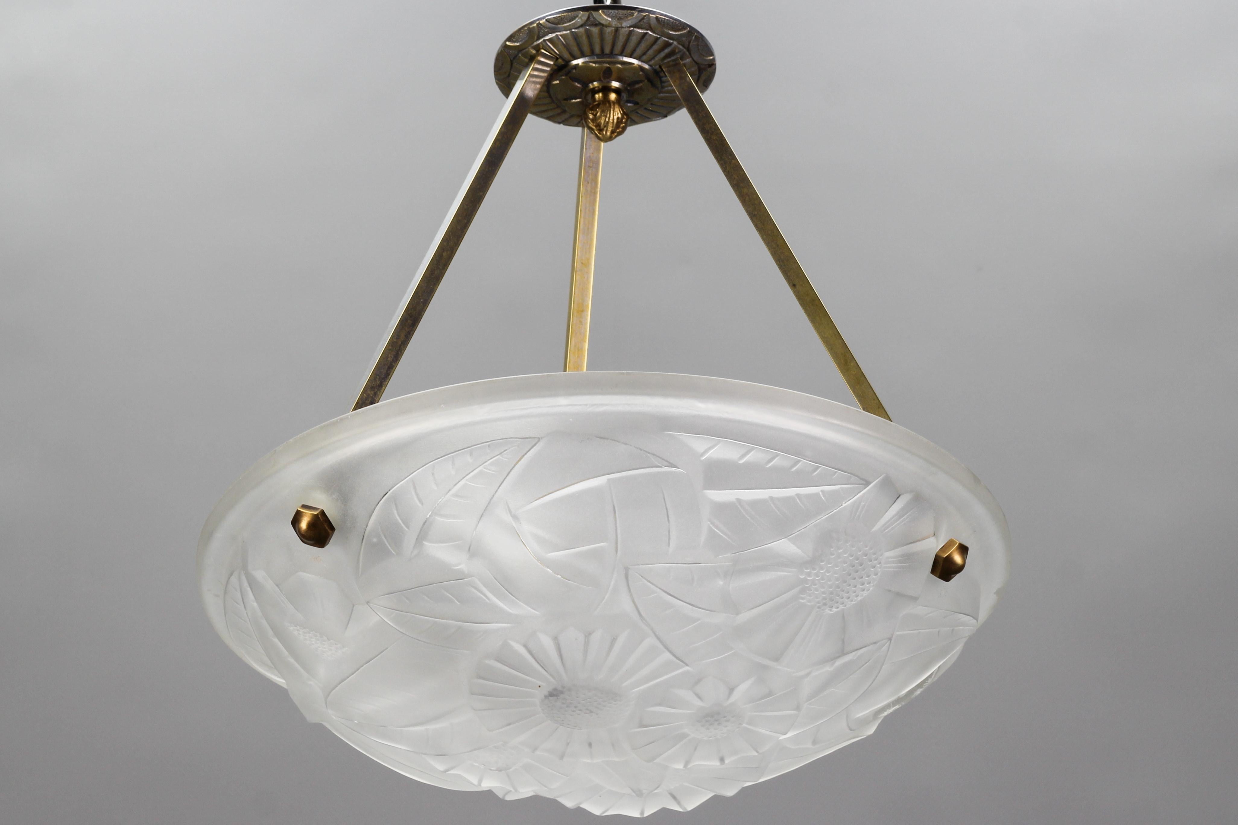 David Gueron French Art Deco Frosted Clear Glass Pendant Chandelier, 1930s 1