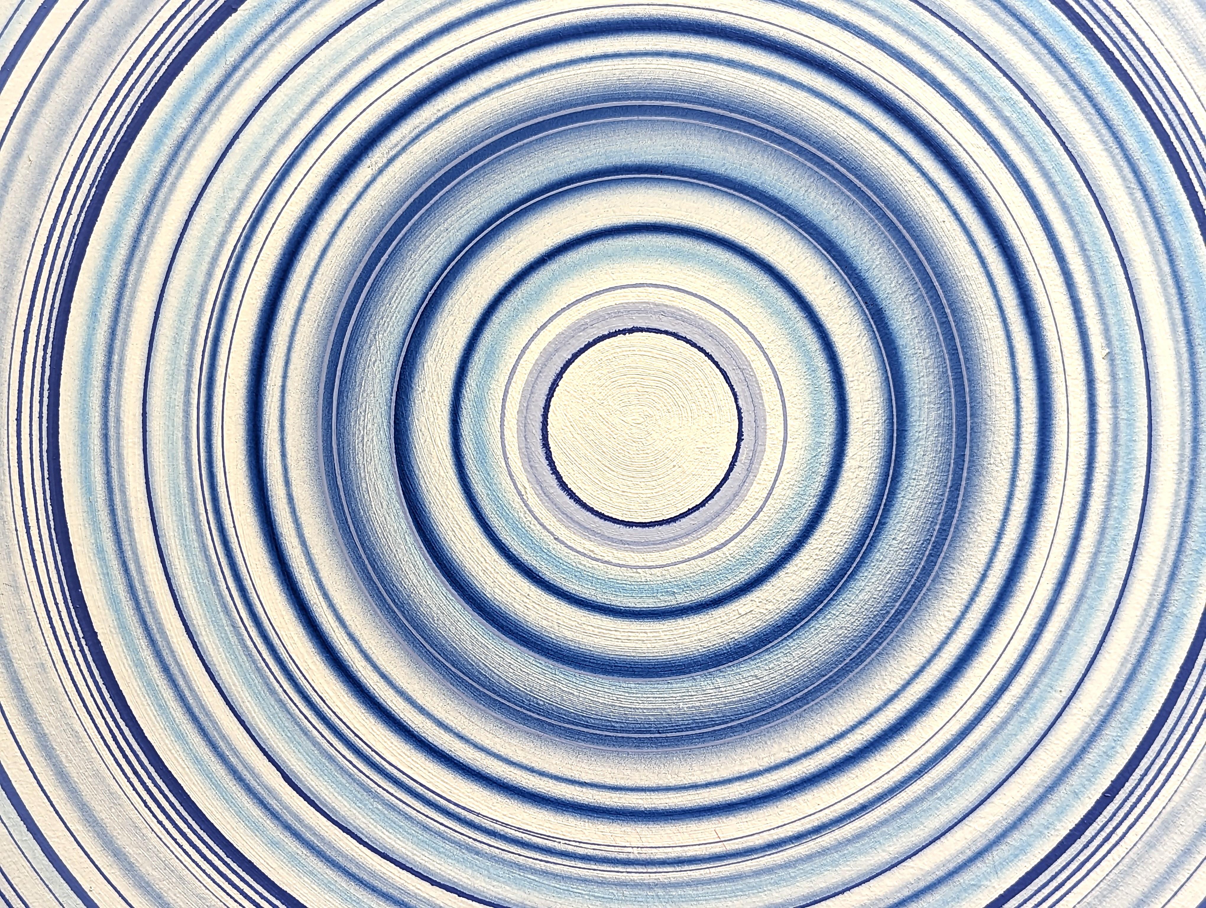 Blaues und weißes abstraktes zeitgenössisches Rundgemälde des Künstlers David Hardaker aus Houston, TX. Rückseitig vom Künstler signiert, betitelt und datiert. 

Erklärung des Künstlers: Das Werk ist eine Antwort auf Musik.

Das Auftragen von