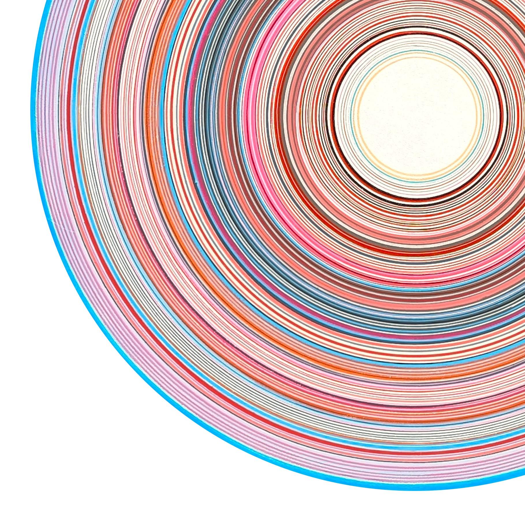 Colorato quadro circolare astratto contemporaneo dell'artista David Hardaker di Houston, TX. Firmato, intitolato e datato dall'artista sul retro. 

Dichiarazione dell'artista: L'opera è una risposta alla musica.

L'applicazione della texture e