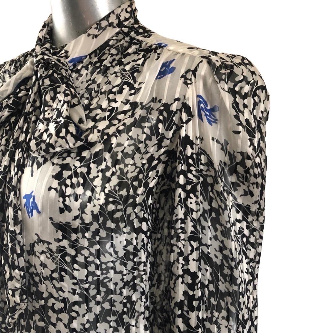 David Hayes Black & White Silk Floral Pussy Bow Blouse Size 4  For Sale 4