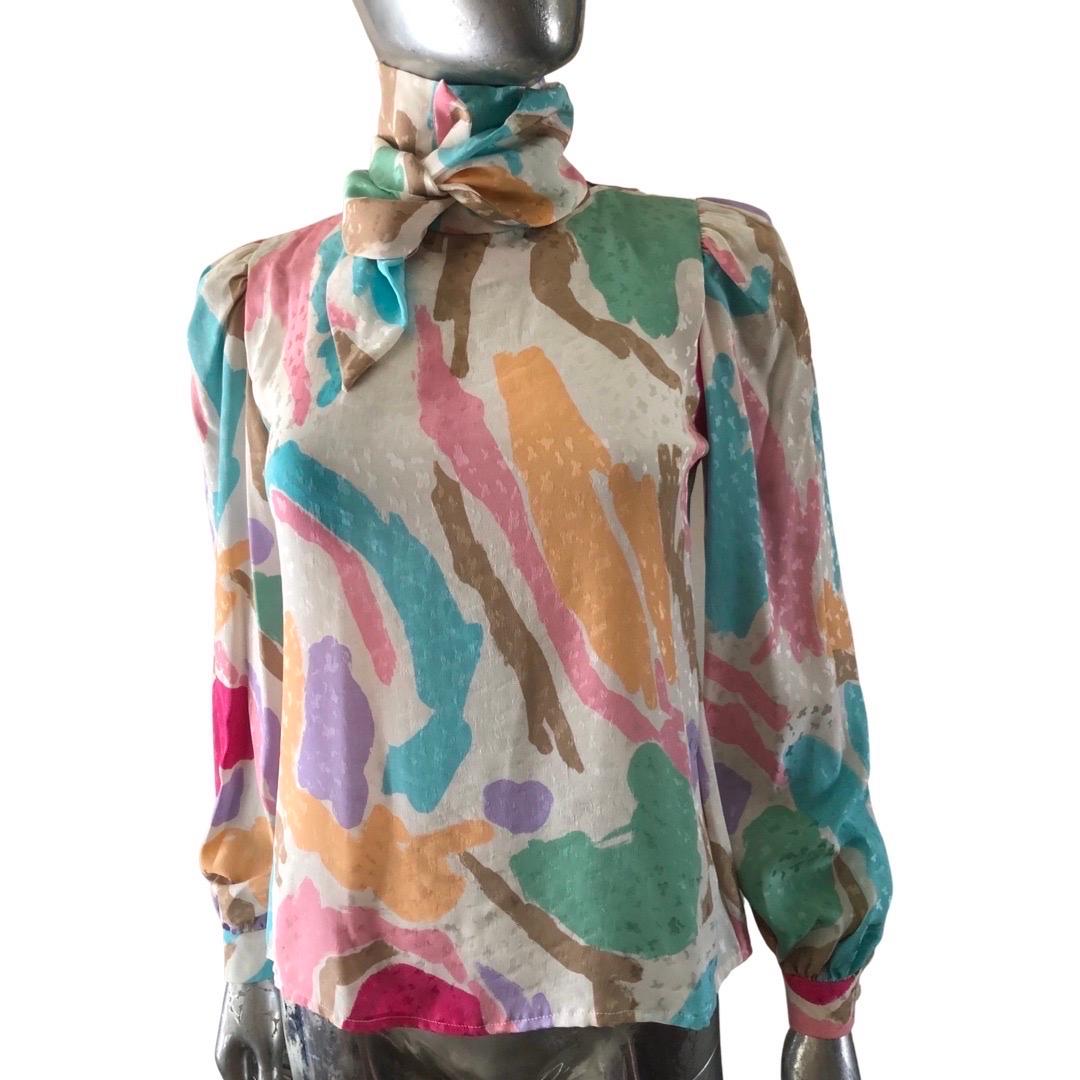 David Hayes Bright Floral Silk Print Blouse with Scarf Size 4  For Sale 3