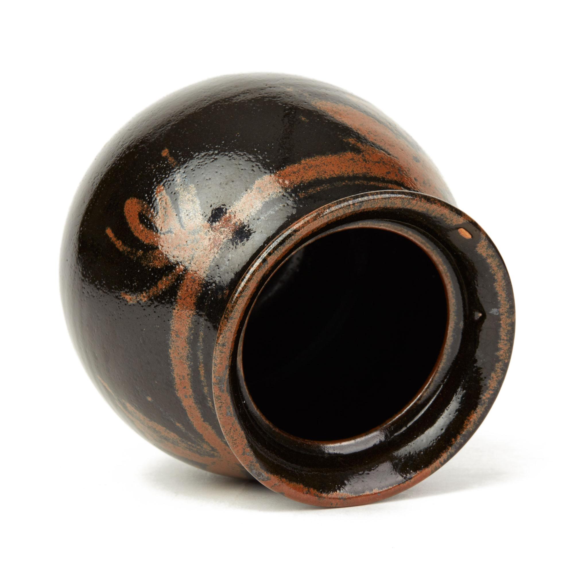 Moderne Pot de conservation à couvercle « écossais, 1927-2007 » de David Heminsley, Studio Pottery en vente