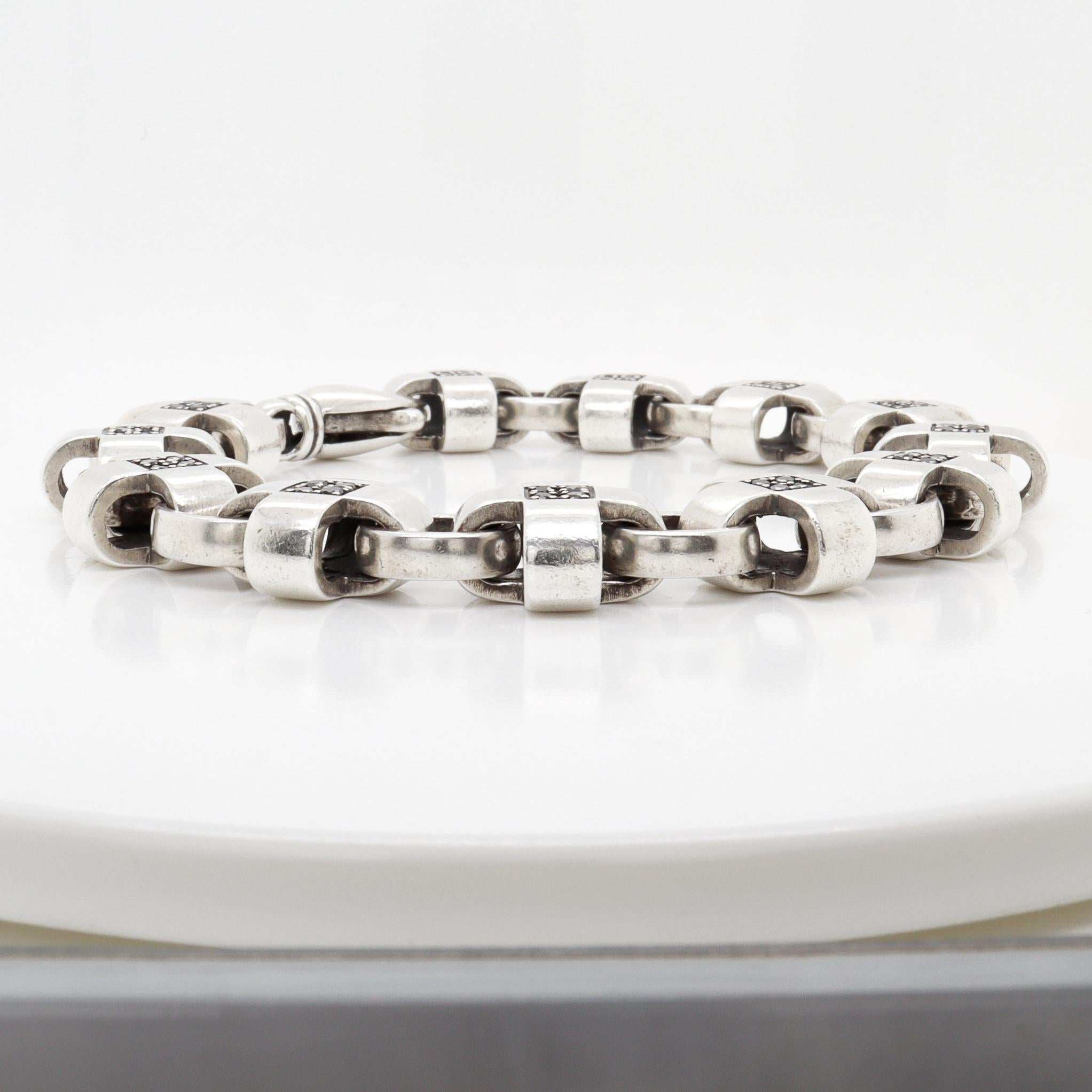 A Link en argent sterling et diamants noirs, en forme de X ou de croix David Heston Pour hommes en vente