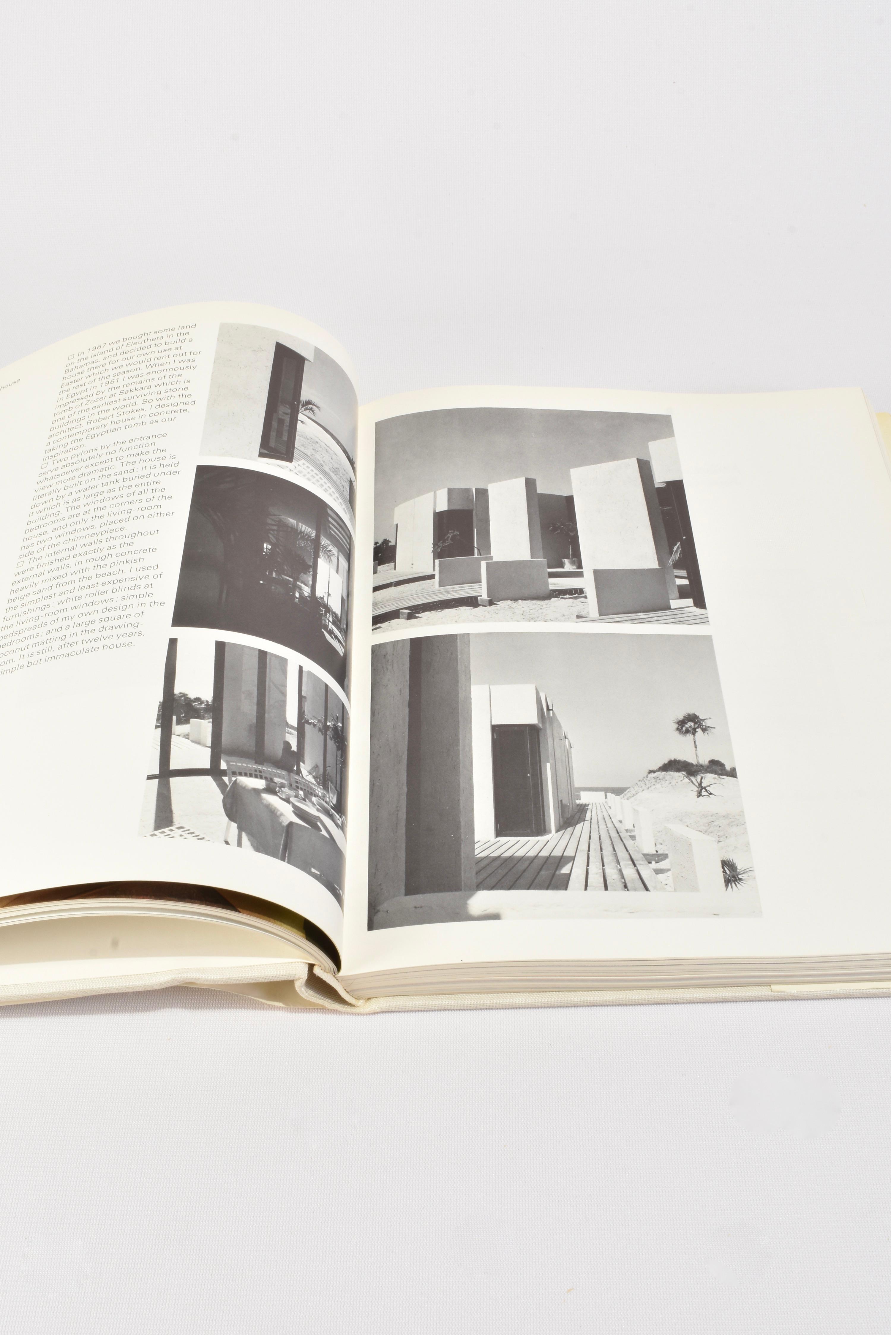 David Hicks: Living With Design 1979 In Good Condition For Sale In Richmond, VA