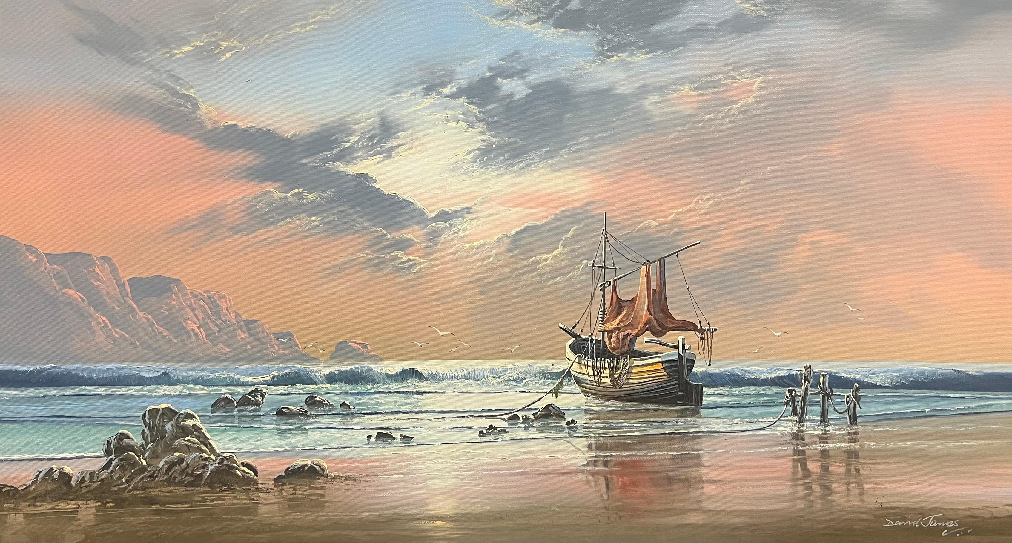 Olio firmato Scena di spiaggia con barche da pesca ormeggiate e onde che si infrangono al tramonto - Painting Impressionismo di  David James 