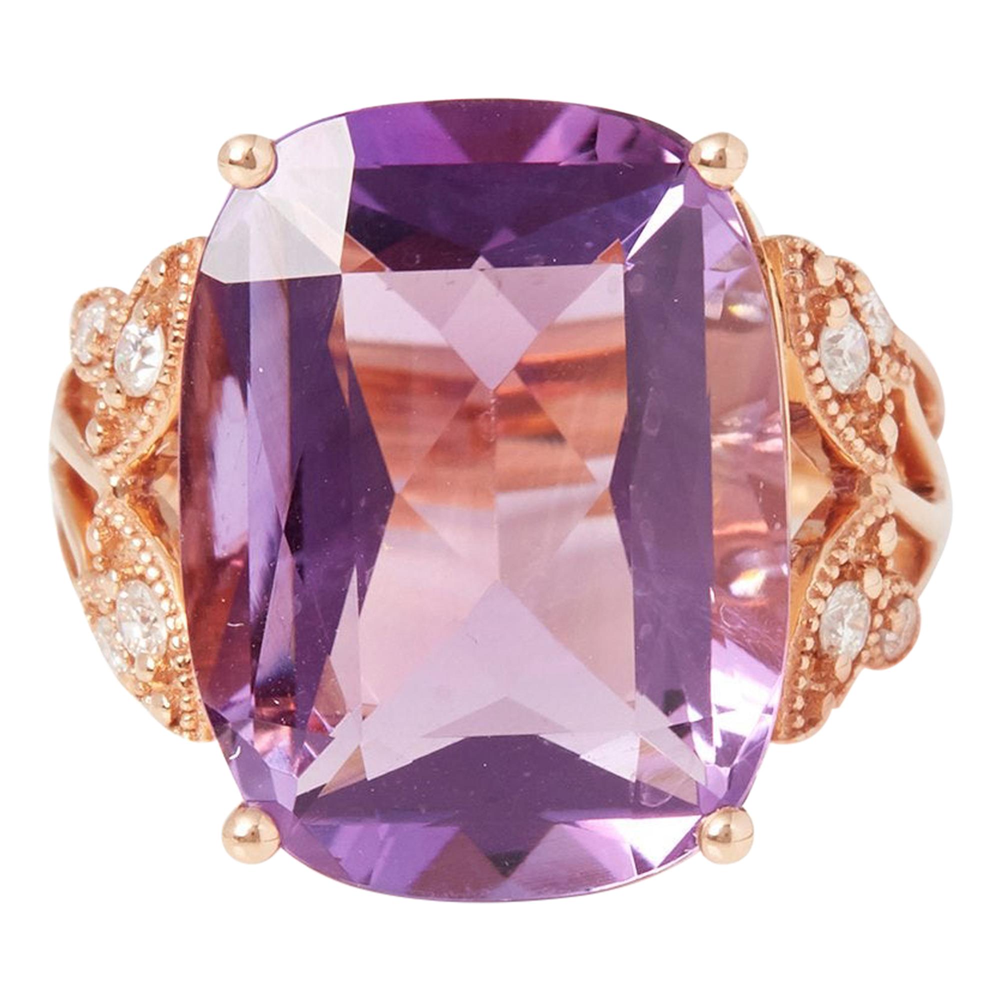 Certified 12.74ct Russian Amethyst and Diamond 18ct gold Ring For Sale