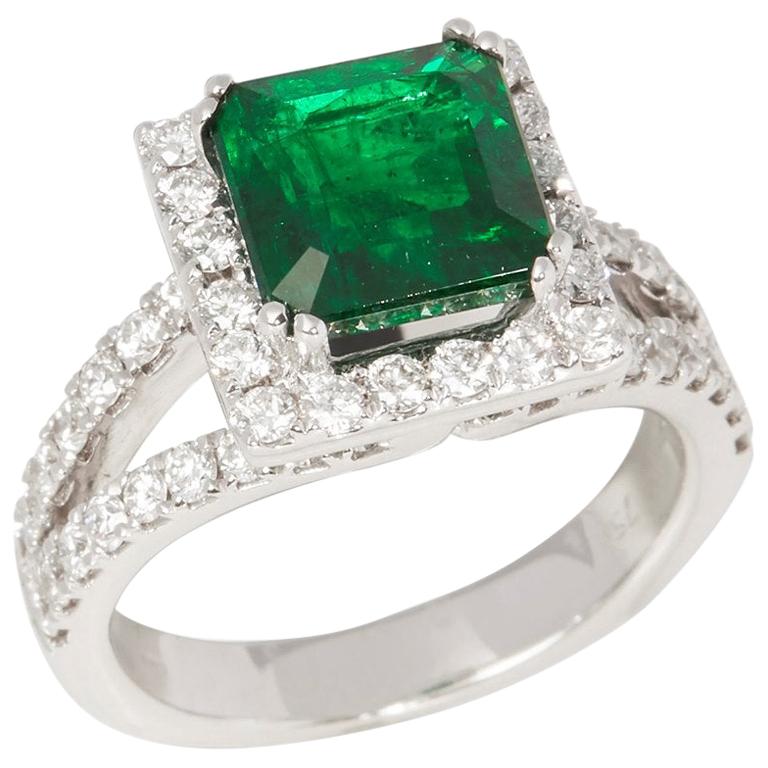 Certified 4.6ct Untreated Square Cut Emerald and Diamond 18ct gold Rin