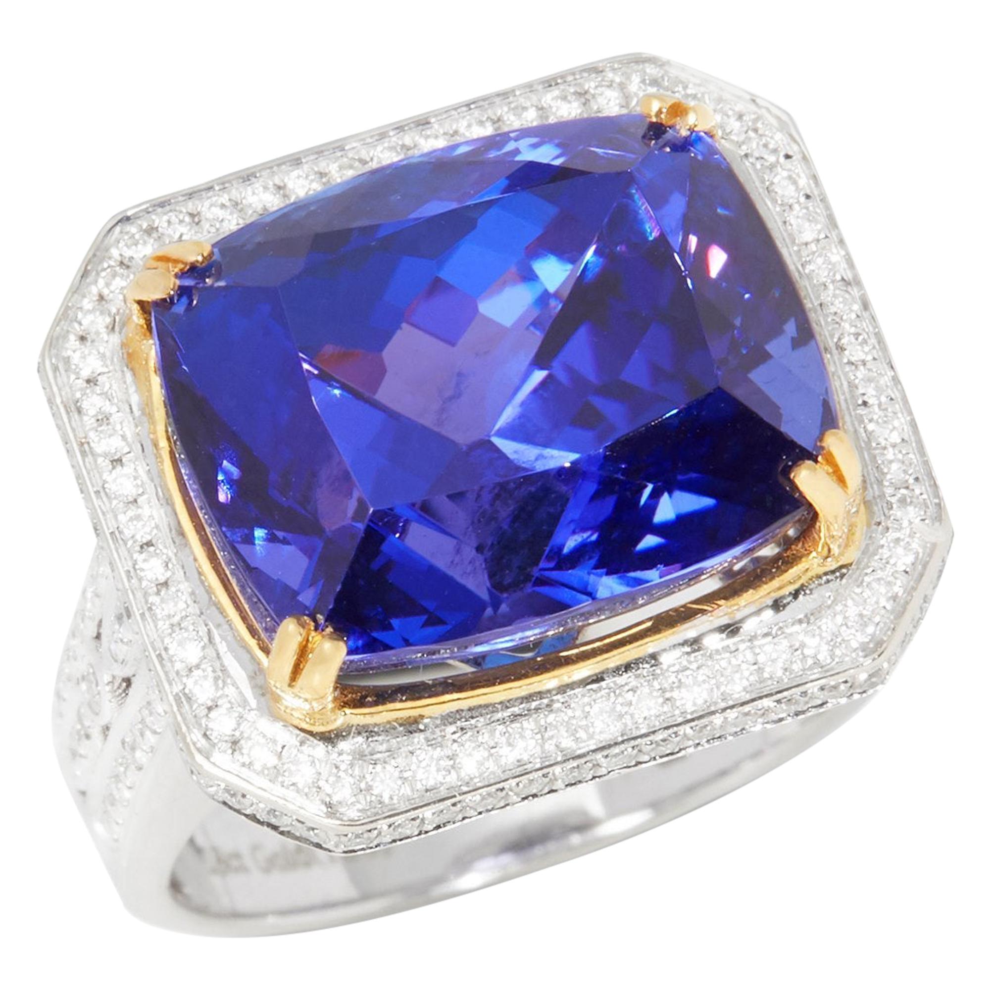 Bague en or 18ct certifiée 15,2ct Tanzanite taille coussin et diamant