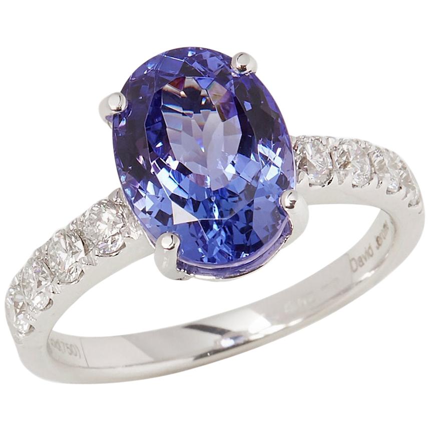 Certified 4.33ct 18ct White gold Tanzanite and Diamond Ring  For Sale