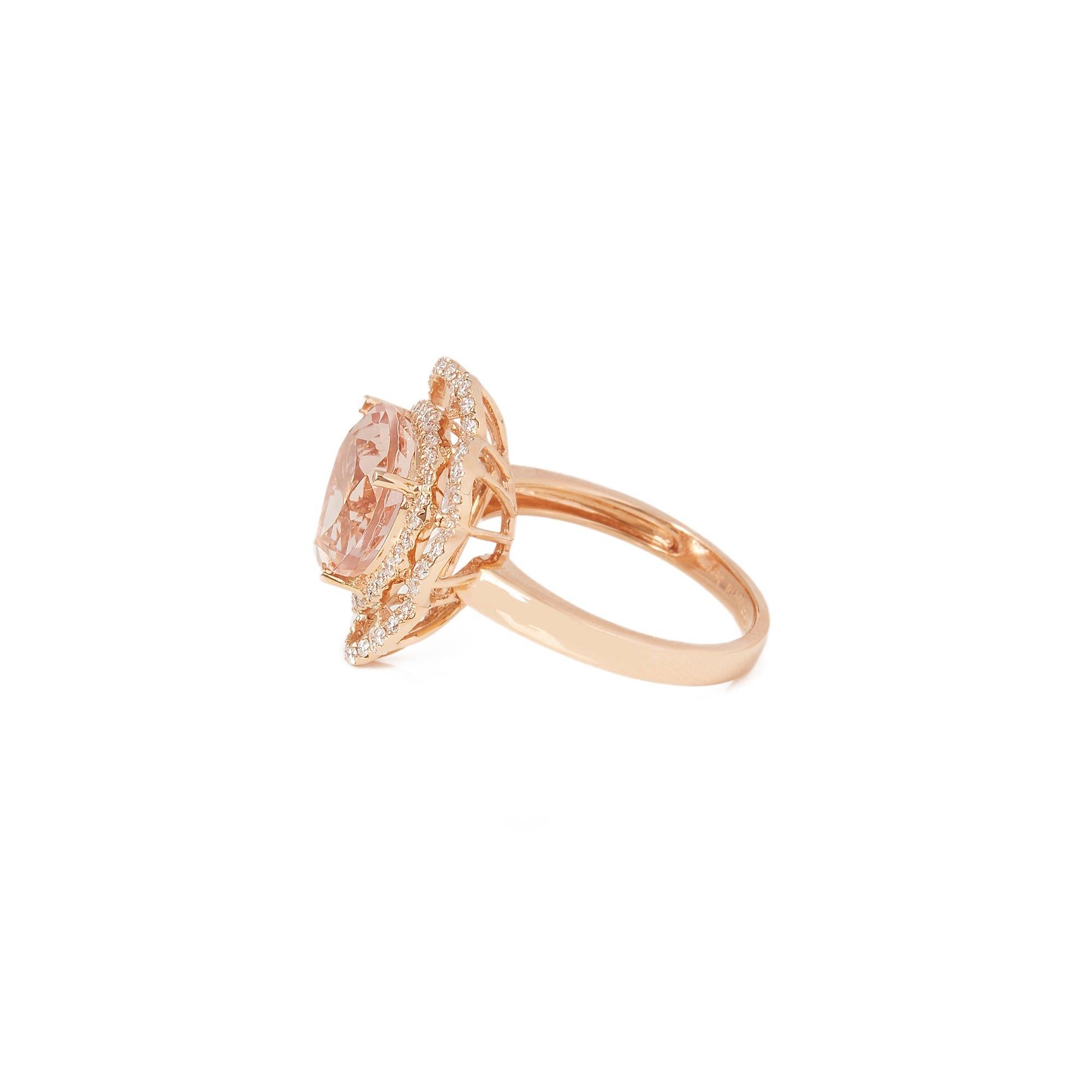 Contemporary Certified 4.88ct Trillion cut Morganite and Diamond 18ct gold Ring For Sale