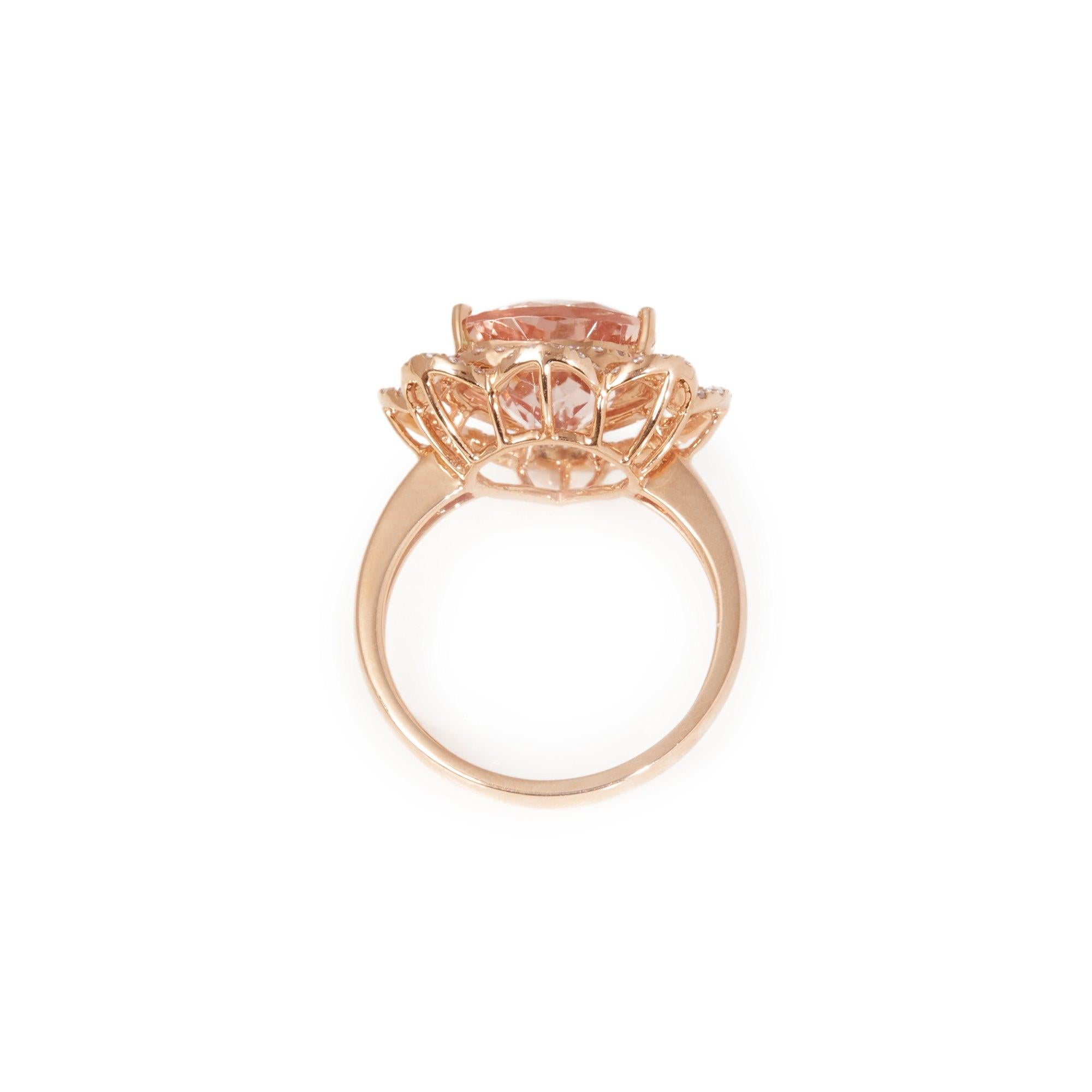 Trillion Cut Certified 4.88ct Trillion cut Morganite and Diamond 18ct gold Ring For Sale