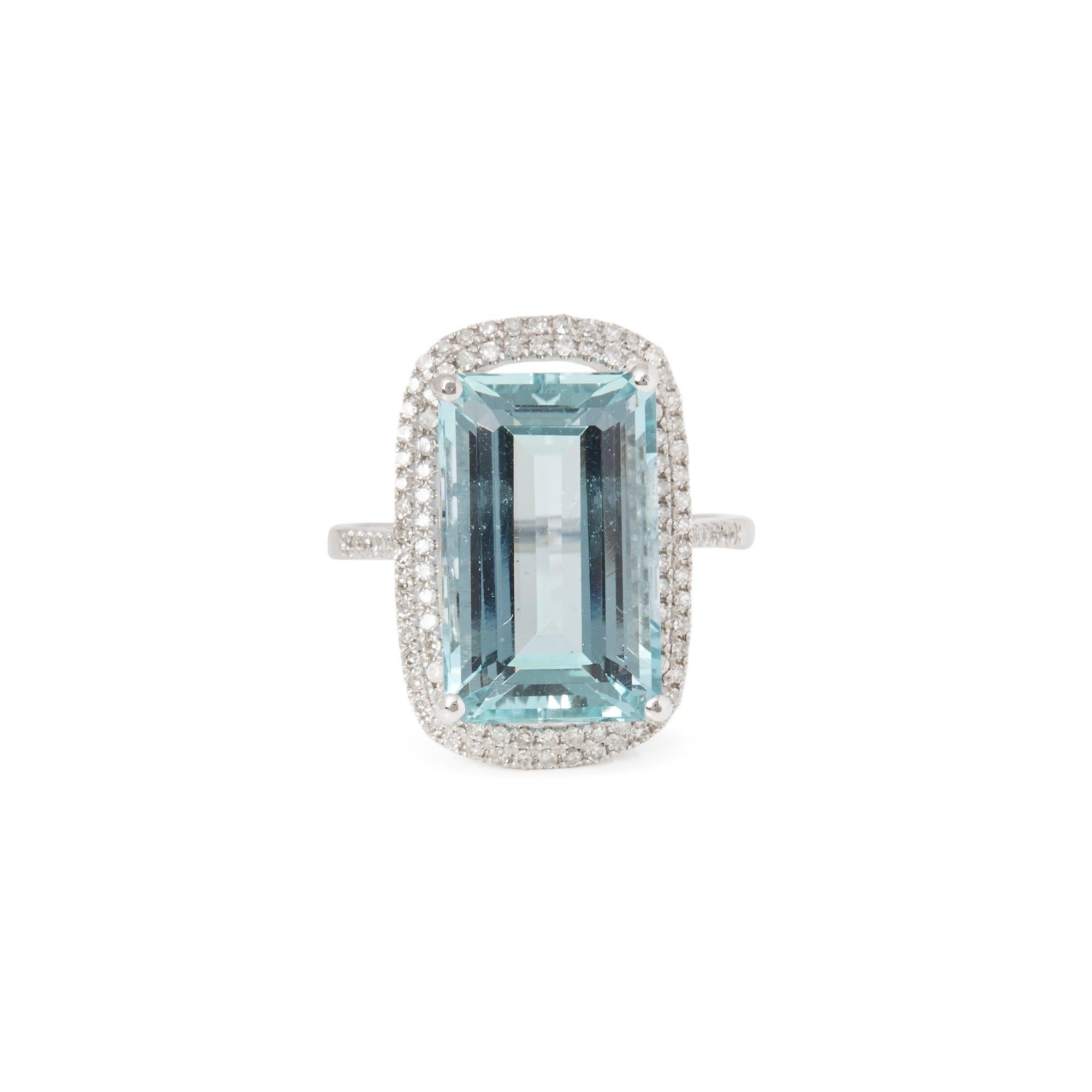 This ring designed by David Jerome is from his private collection and features one Emerald cut Aquamarine totalling 8.71cts sourced in Brazil. Set with round brilliant cut Diamonds totalling 0.41cts mounted in an 18k white gold setting. UK finger