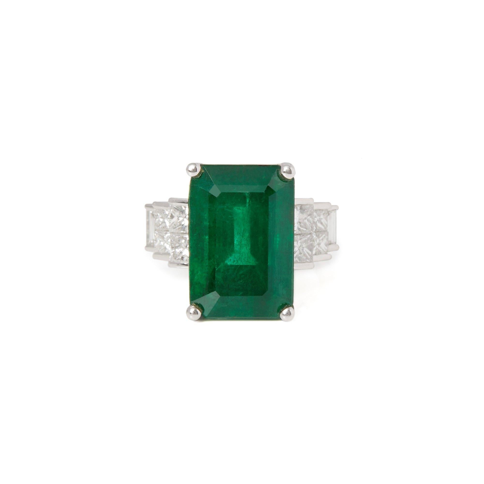 This ring designed by David Jerome is from his private collection and features one Emerald cut Emerald totalling 13.77cts sourced in the kagem mine Zambia. Set with princess cut Diamonds totalling 1.26cts mounted in an 18k white gold Art Decco style