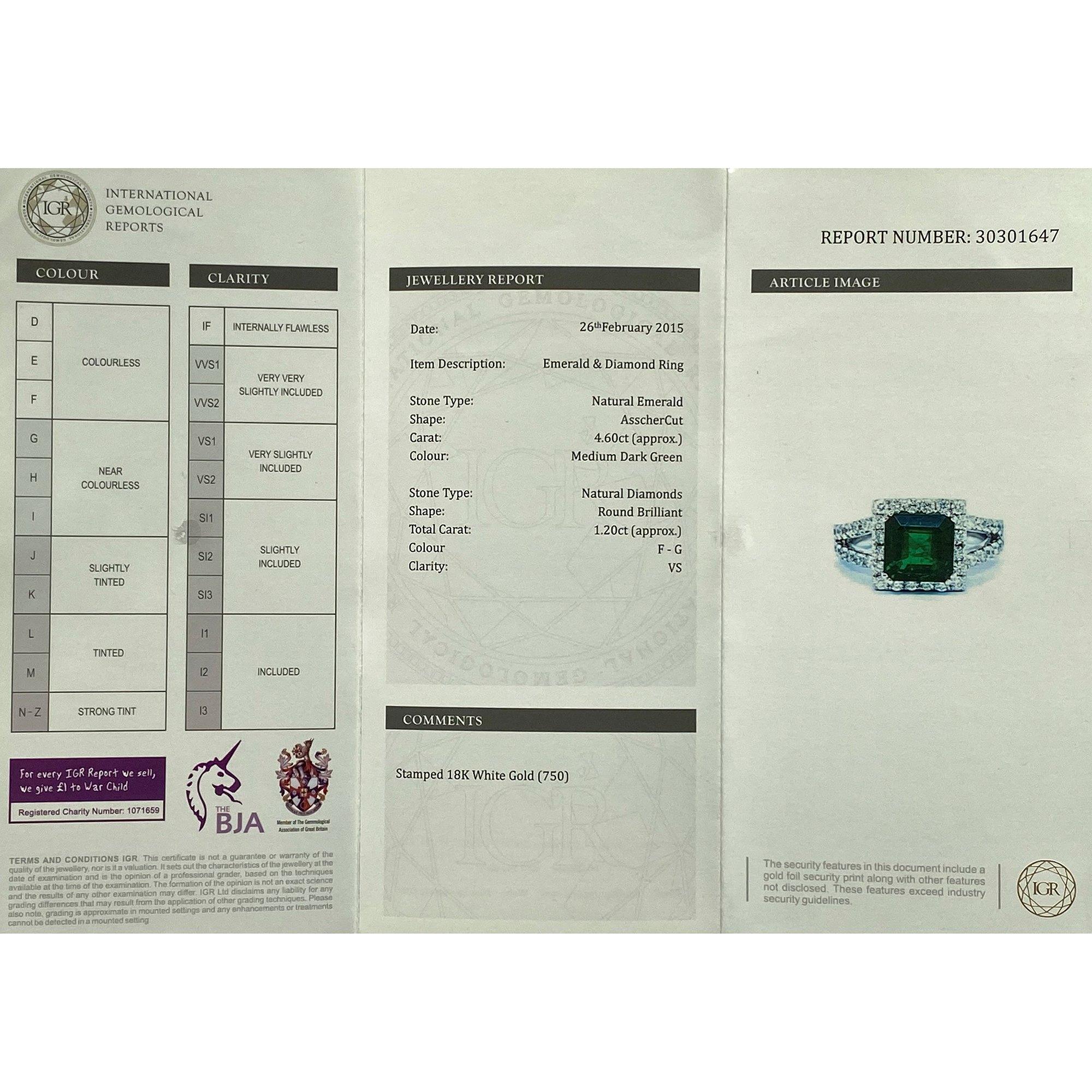 Certified 4.6ct Untreated Square Cut Emerald and Diamond 18ct gold Rin In New Condition For Sale In Bishop's Stortford, Hertfordshire