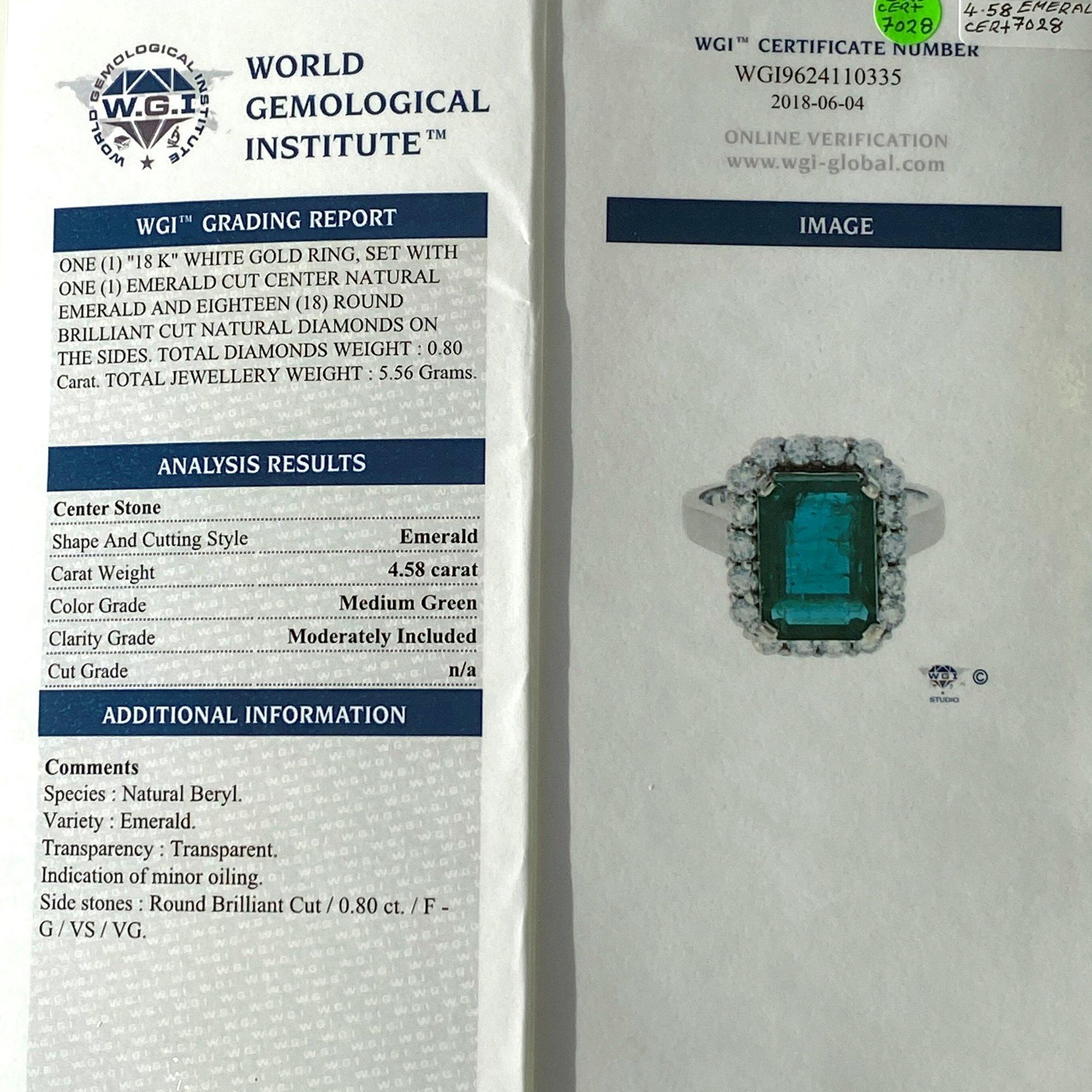 Bague en or 18 ct certifiée 4,58 ct d'émeraude et diamant en vente 1