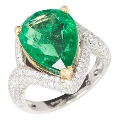 David Jerome Ring aus 18 Karat Weißgold mit Smaragd und Diamant