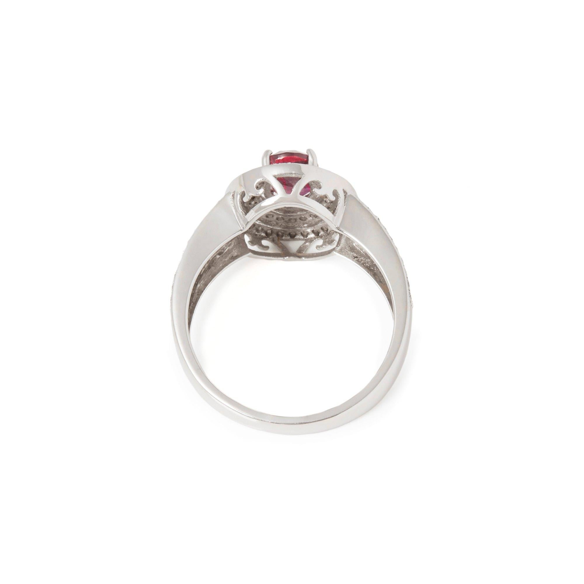 Women's Certified 1.09ct Untreated Burmese Oval Cut Ruby and Diamond 18ct gold Ring For Sale