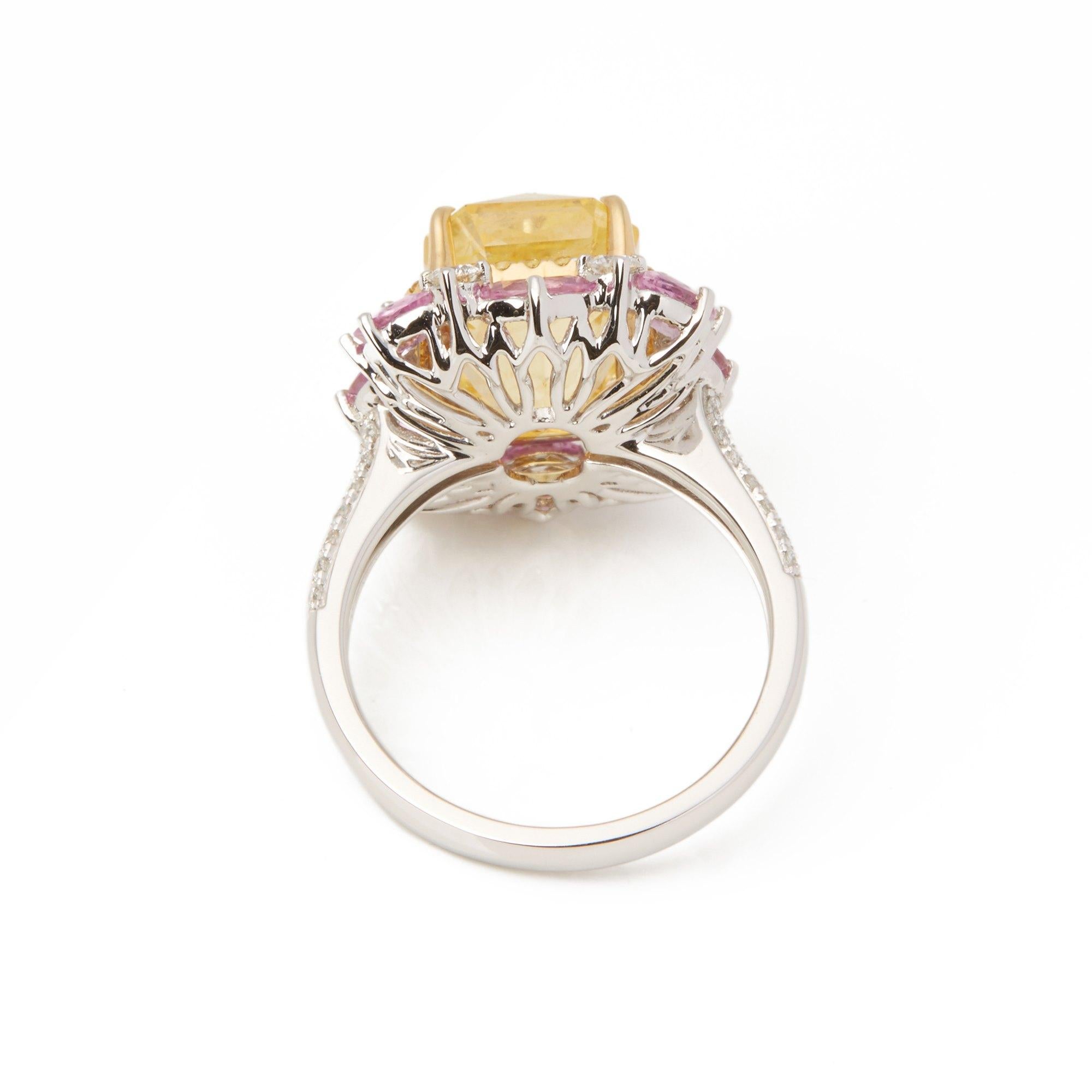 18 Karat Weißgold Cluster-Ring mit gelbem Saphir, Diamant und rosa Saphir im Zustand „Neu“ im Angebot in Bishop's Stortford, Hertfordshire