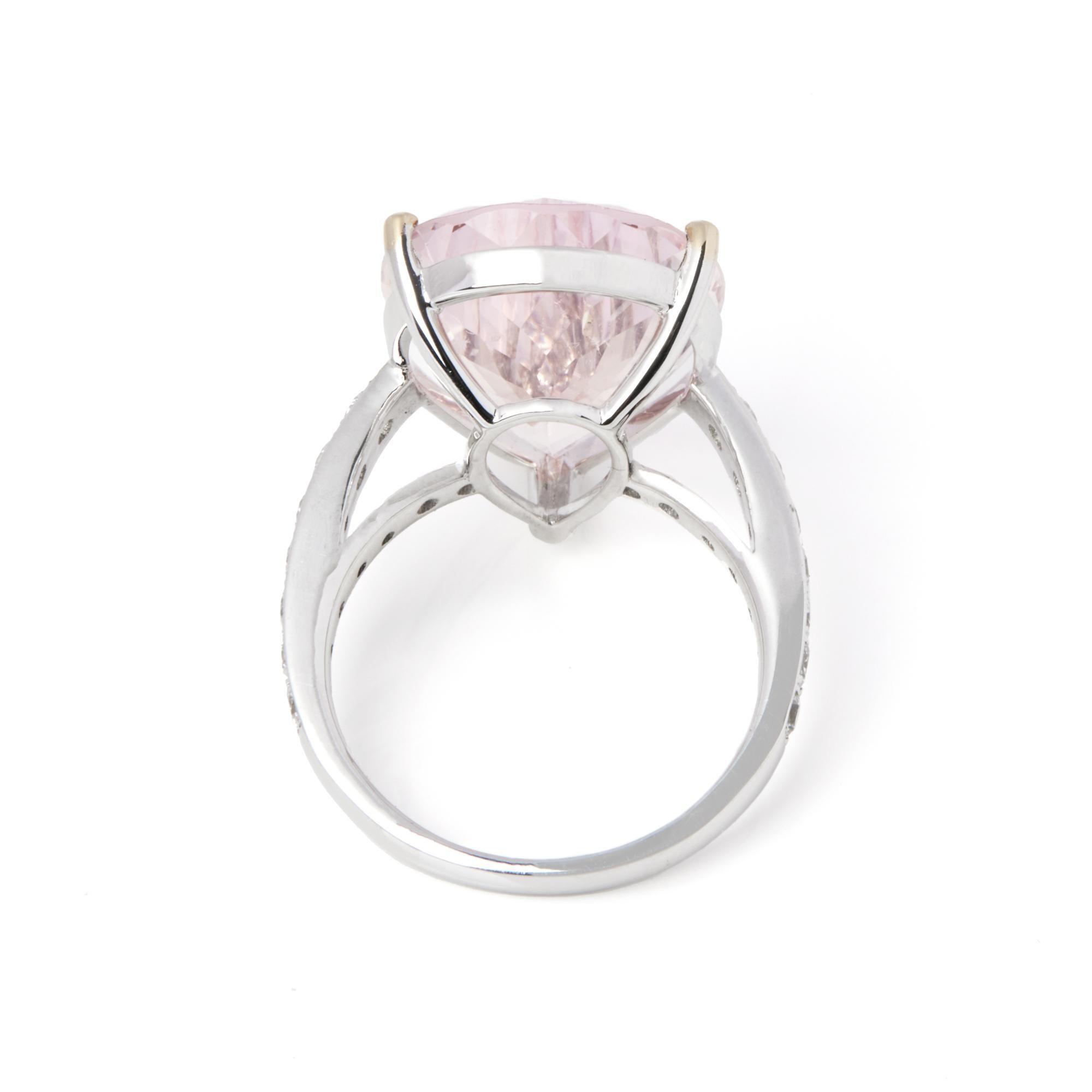 David Jerome Certified 12.24ct Pear Cut Morganite and Diamond Ring In New Condition For Sale In Bishop's Stortford, Hertfordshire