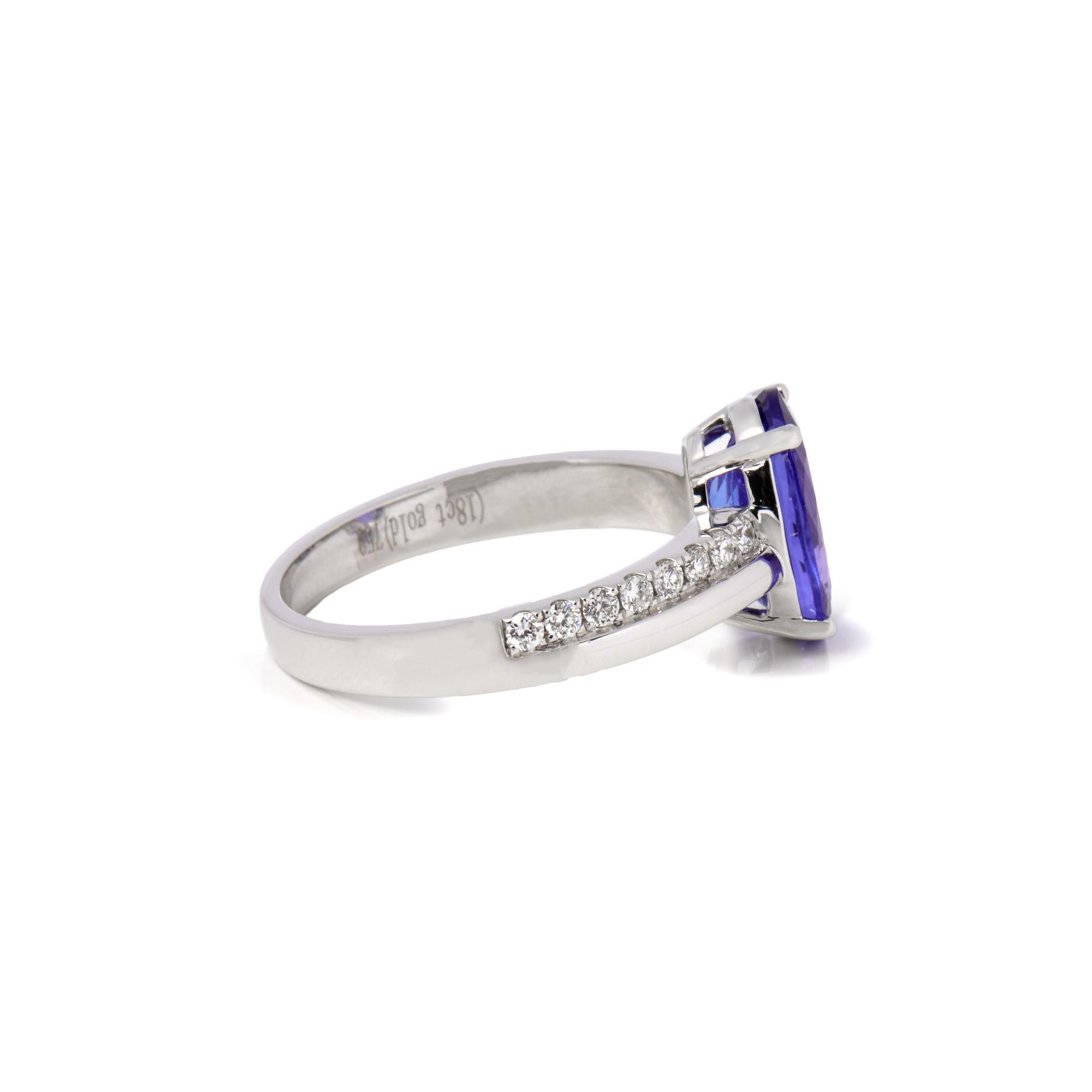 Contemporary David Jerome Certified 2.58ct Oval Cut Tanzanite and Diamond Ring For Sale