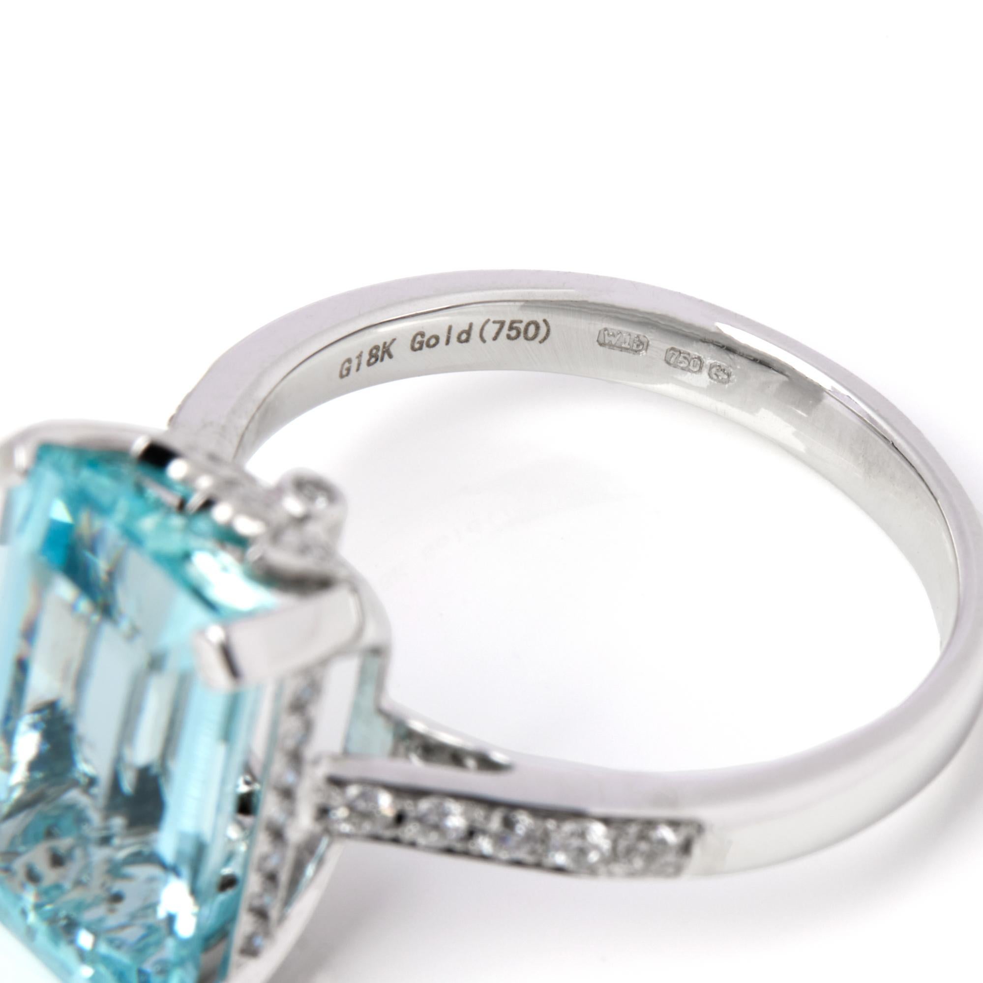 Women's David Jerome Certified 5.61ct Emerald Cut Aquamarine and Diamond Ring For Sale
