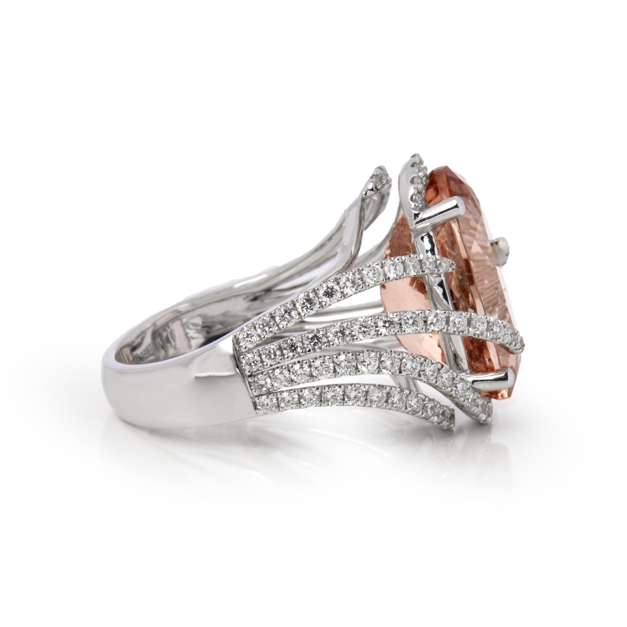 David Jerome Certified 9.12ct Oval Cut Morganite and Diamond Ring In New Condition For Sale In Bishop's Stortford, Hertfordshire