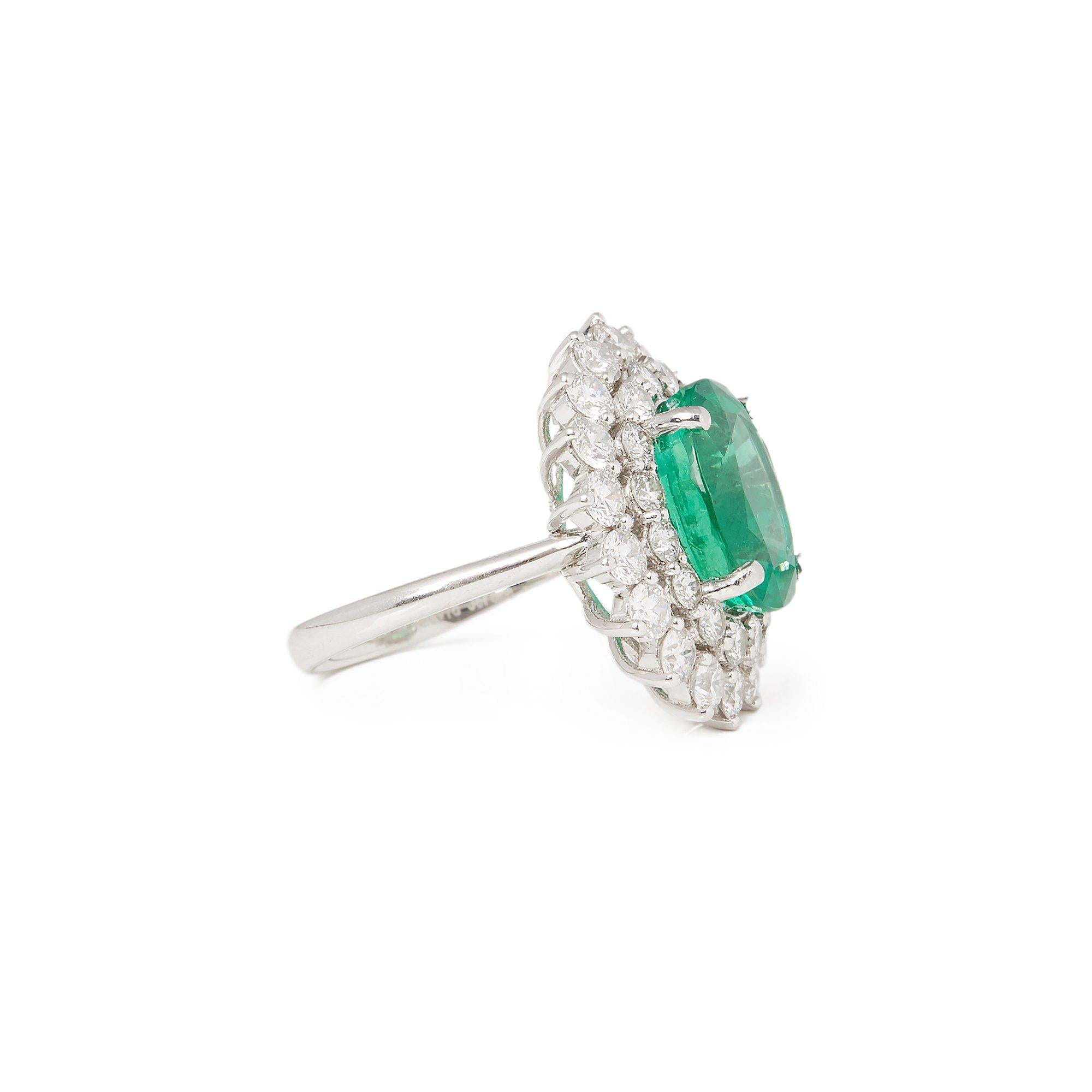Zertifizierter 6,42 Kt Unbehandelter Kolumbianischer Smaragd im Ovalschliff und Diamant Platin Ring (Zeitgenössisch) im Angebot