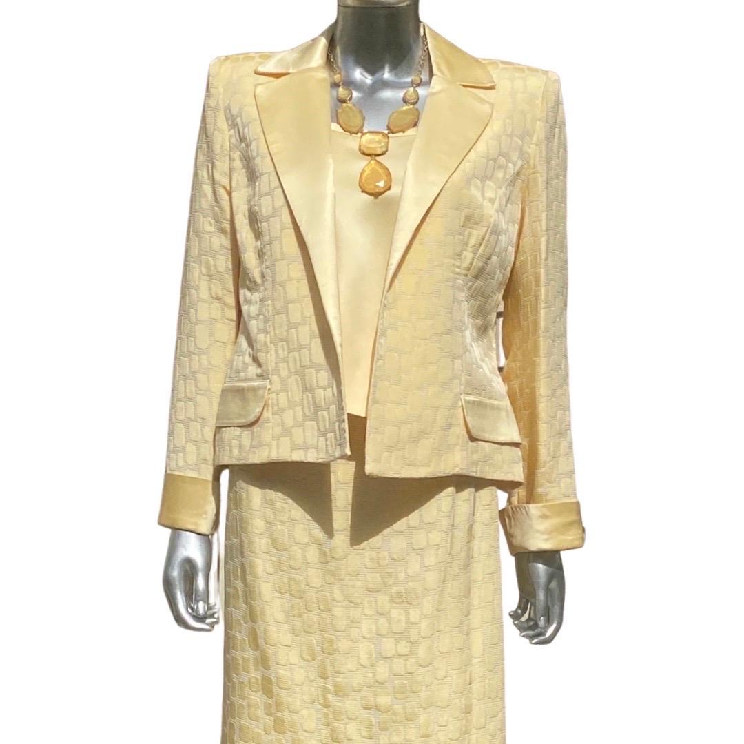 Women's David Josef Chic Designer Butter Cream Color Silk 3 Pc Suit Size 16 For Sale