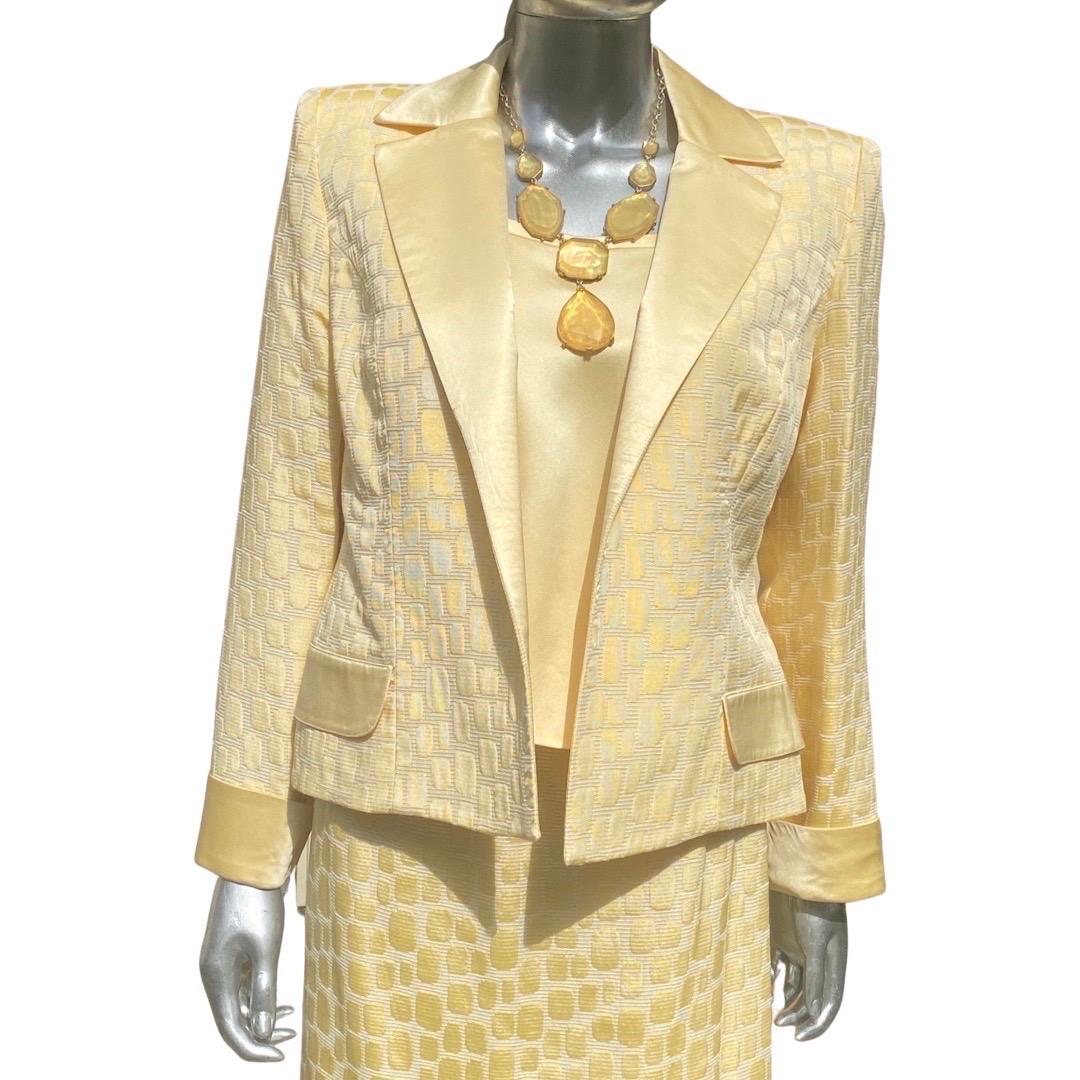David Josef Chic Designer Butter Cream Color Silk 3 Pc Suit Size 16 For Sale 4