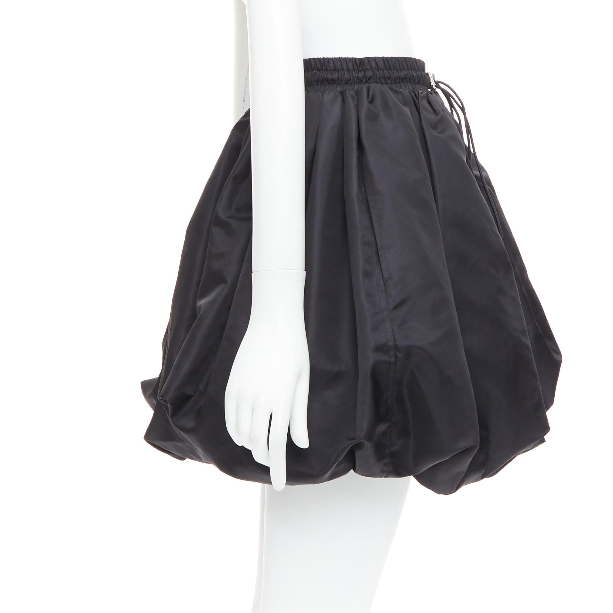 DAVID KOMA black nylon bubble silver drawstring puffball skirt UK6 XS In Excellent Condition For Sale In Hong Kong, NT