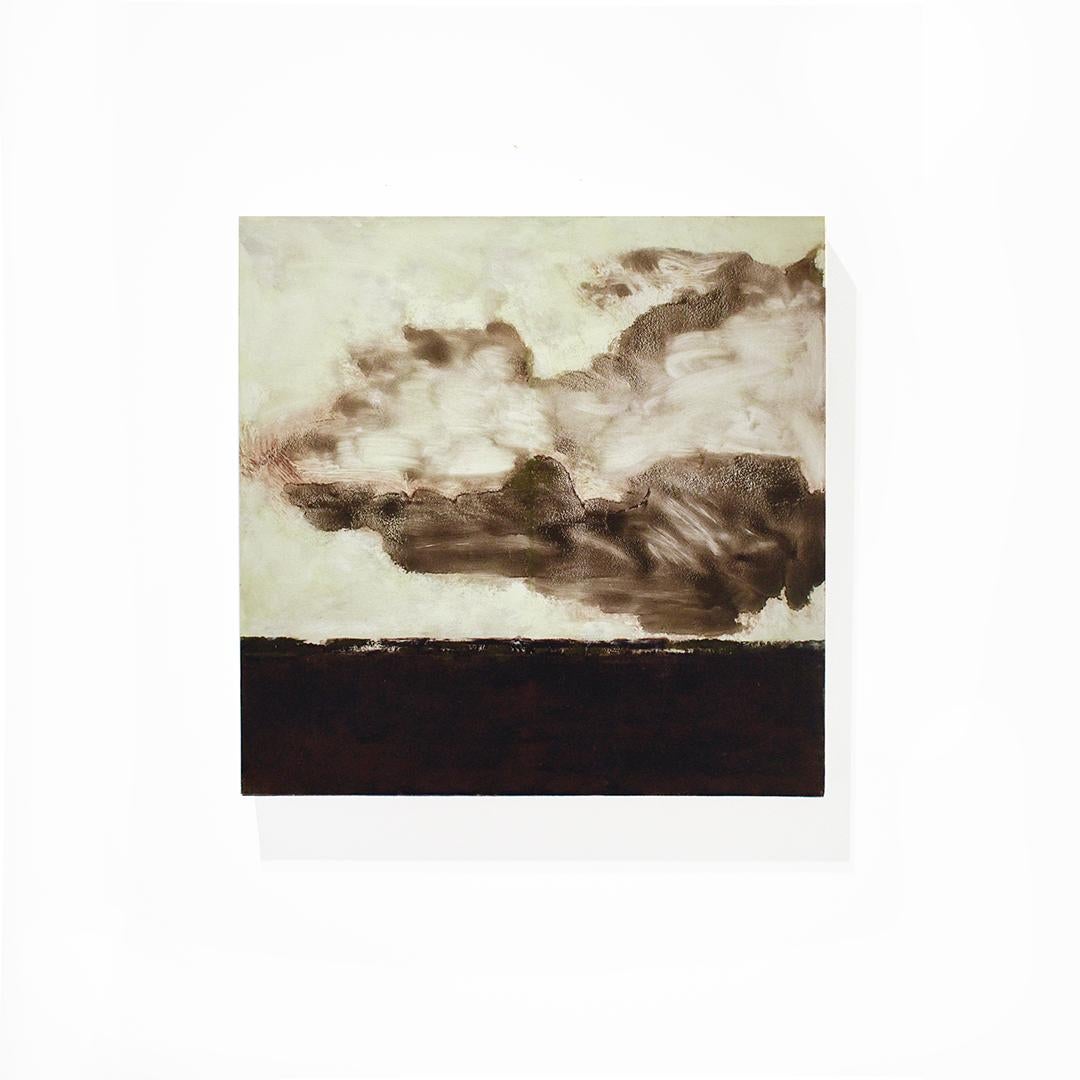 Sporcizia nera (dipinto astratto di paesaggio con nuvole bianche su un campo scuro) - Painting di David Konigsberg
