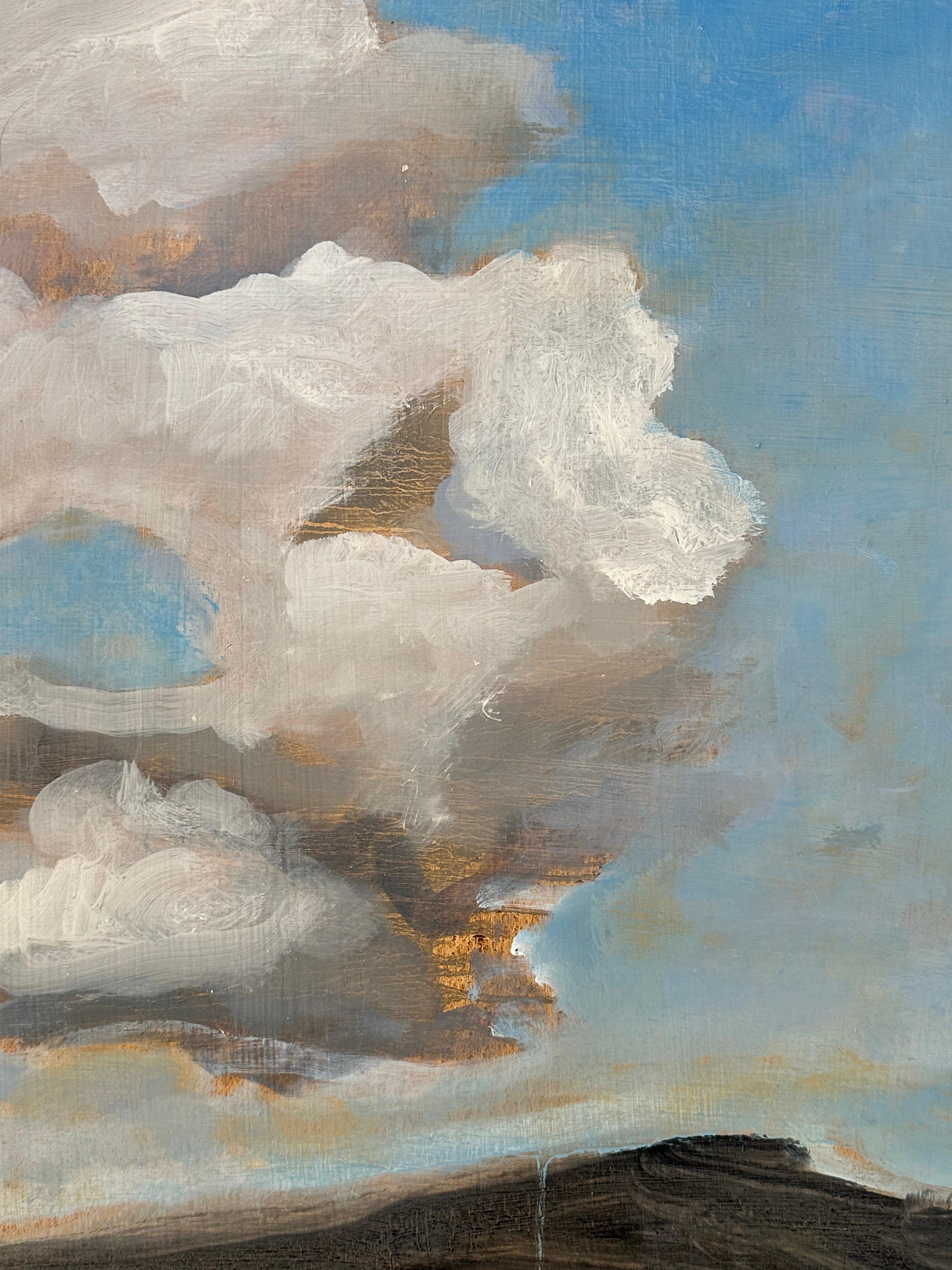 En este paisaje contemporáneo al óleo sobre tabla, nubes marfil con cálidos destellos flotan en un idílico cielo azul sobre onduladas colinas y montañas marrones. Firmado, fechado y titulado en el reverso.

David Konigsberg aplica muchas capas de