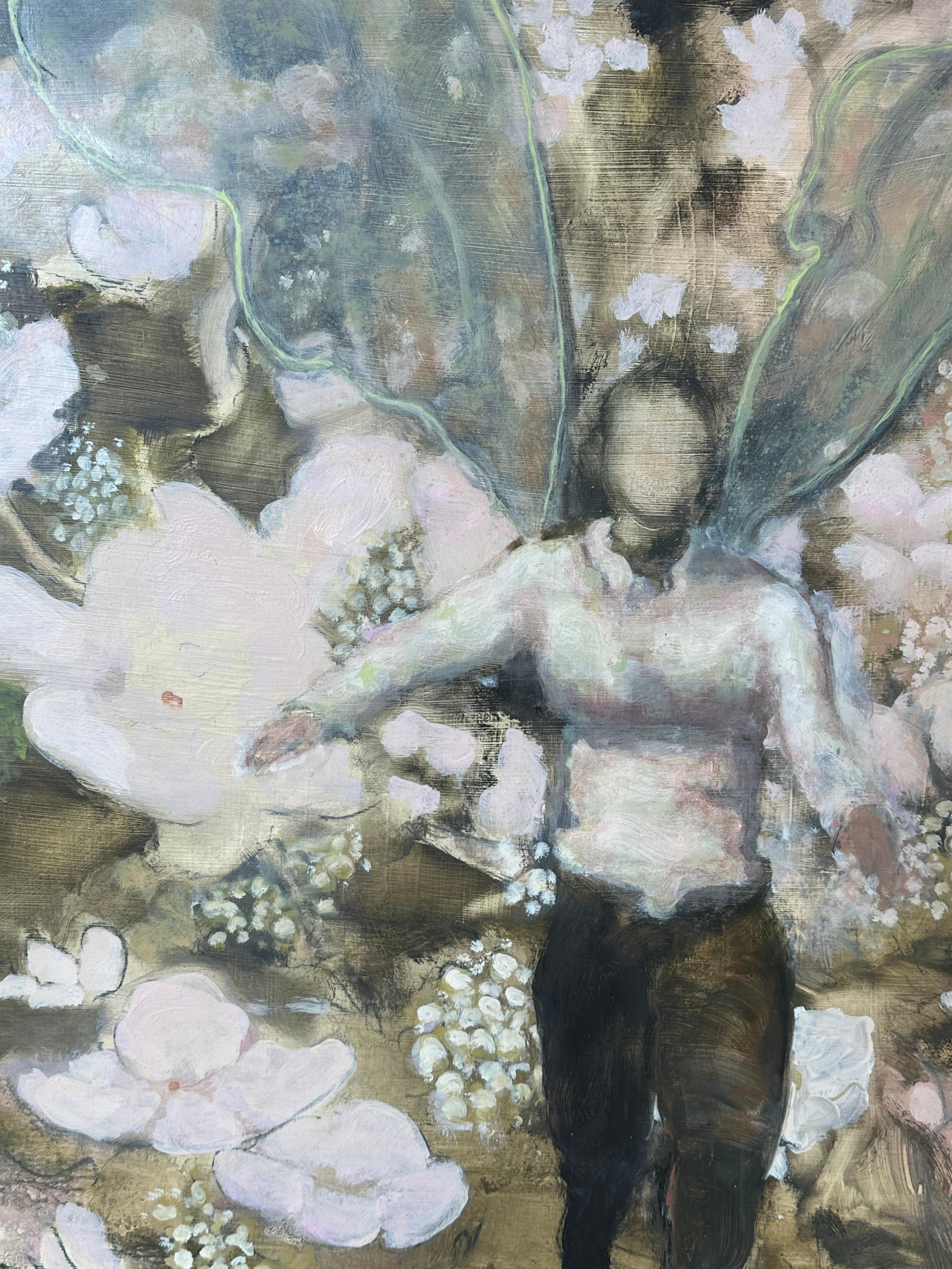 Sprit und Anemone – Fliegende Märchenfigur mit botanischen rosa Blumen, 2022 im Angebot 1