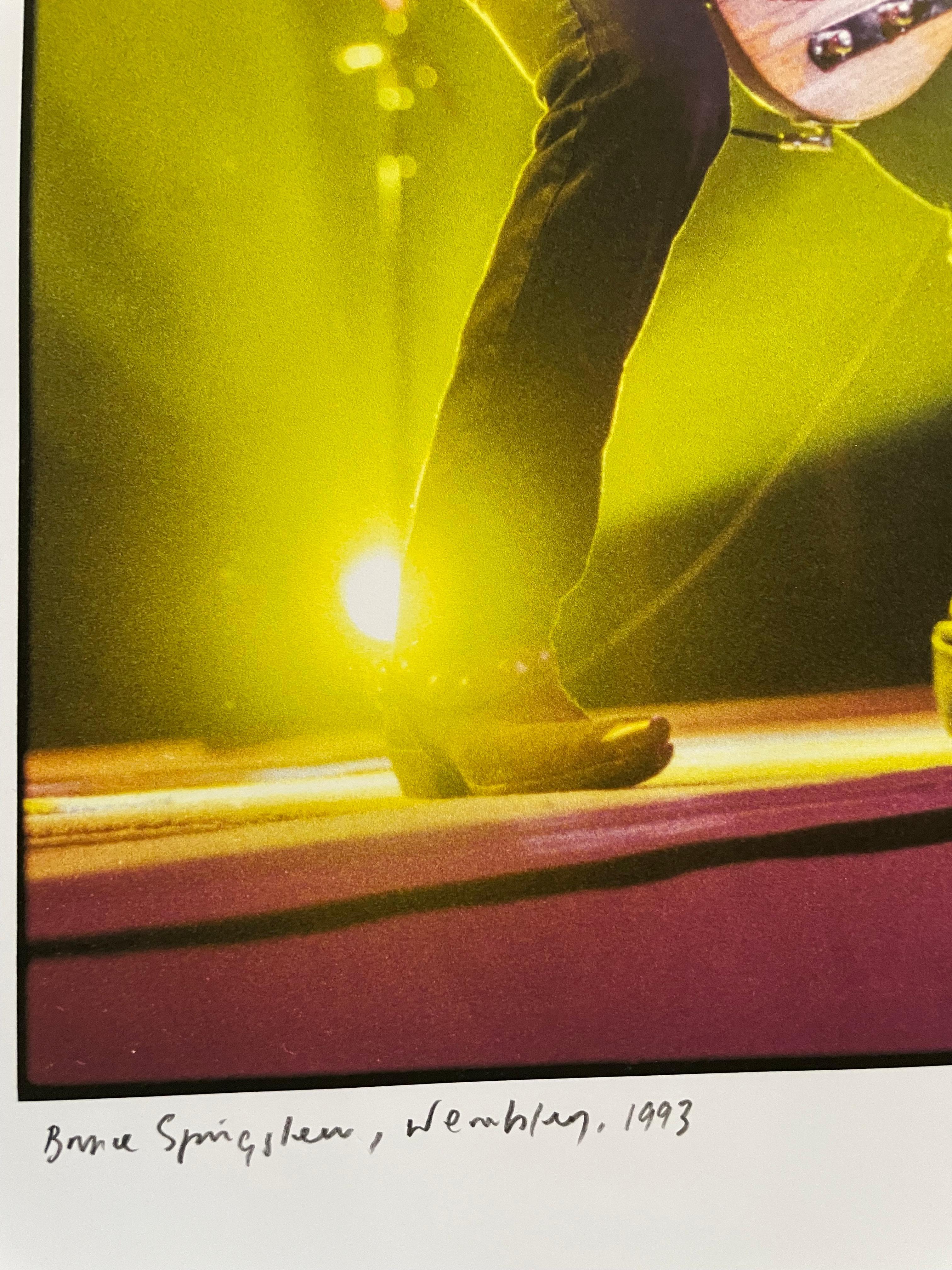 Bruce Springsteen in Concert, Wembley 1992, farbiger Archivpigmentdruck im Angebot 2